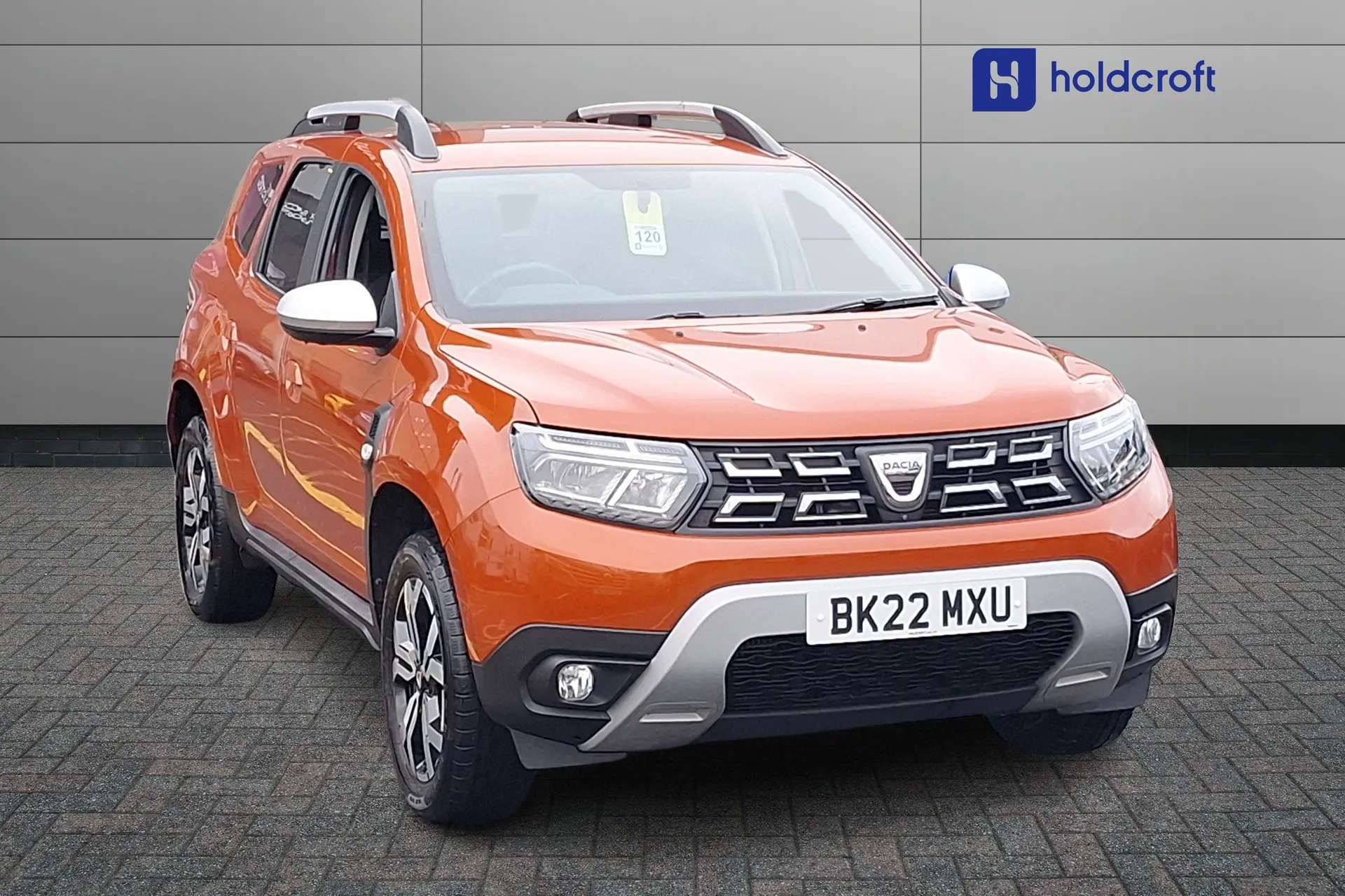 A 2022 DACIA DUSTER 1.0 TCe 100 Bi-Fuel Prestige 5dr A 2022 DACIA DUSTER 1.0 TCe 100 Bi-Fuel Prestige 5dr