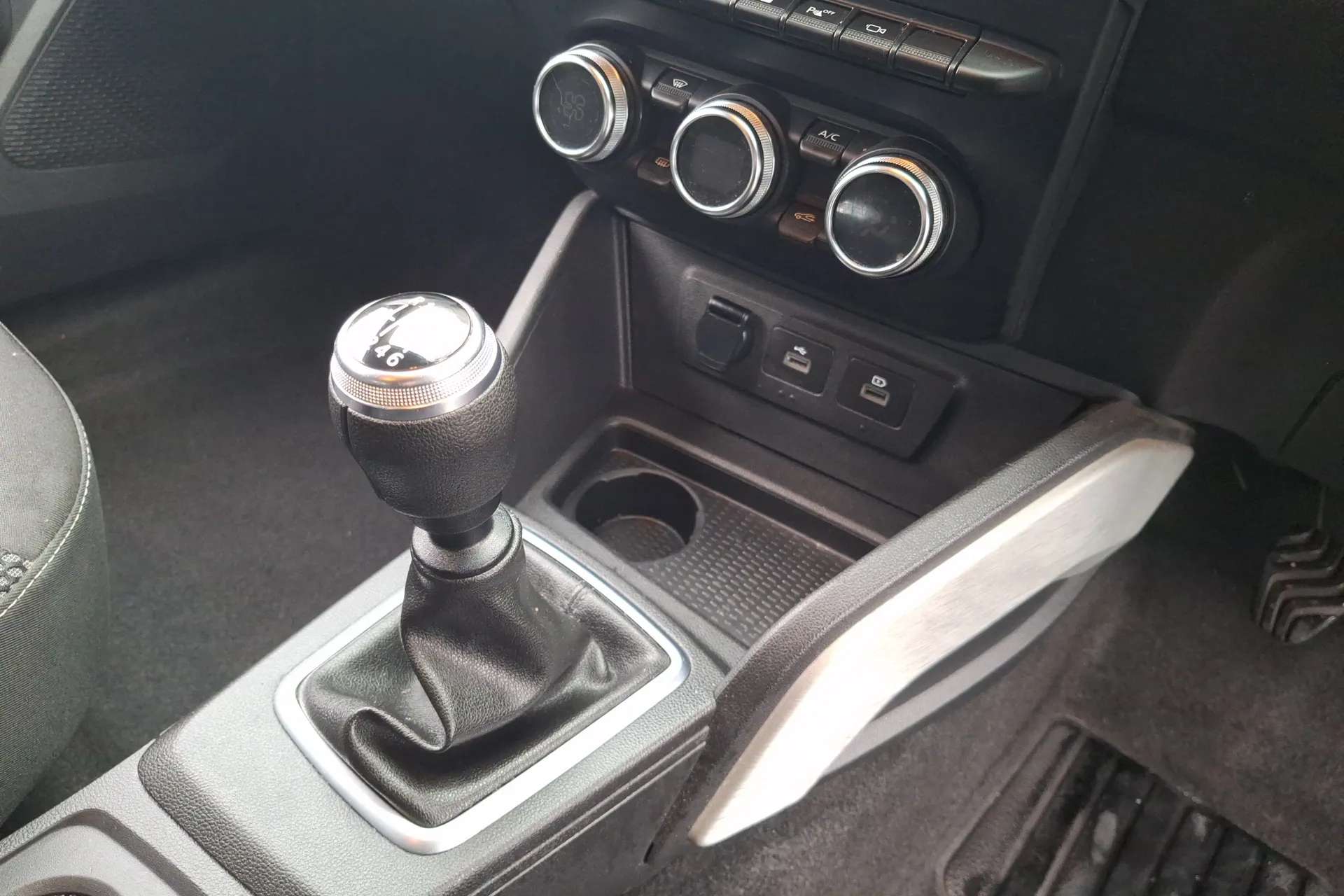 2022 DACIA DUSTER 2022 DACIA DUSTER