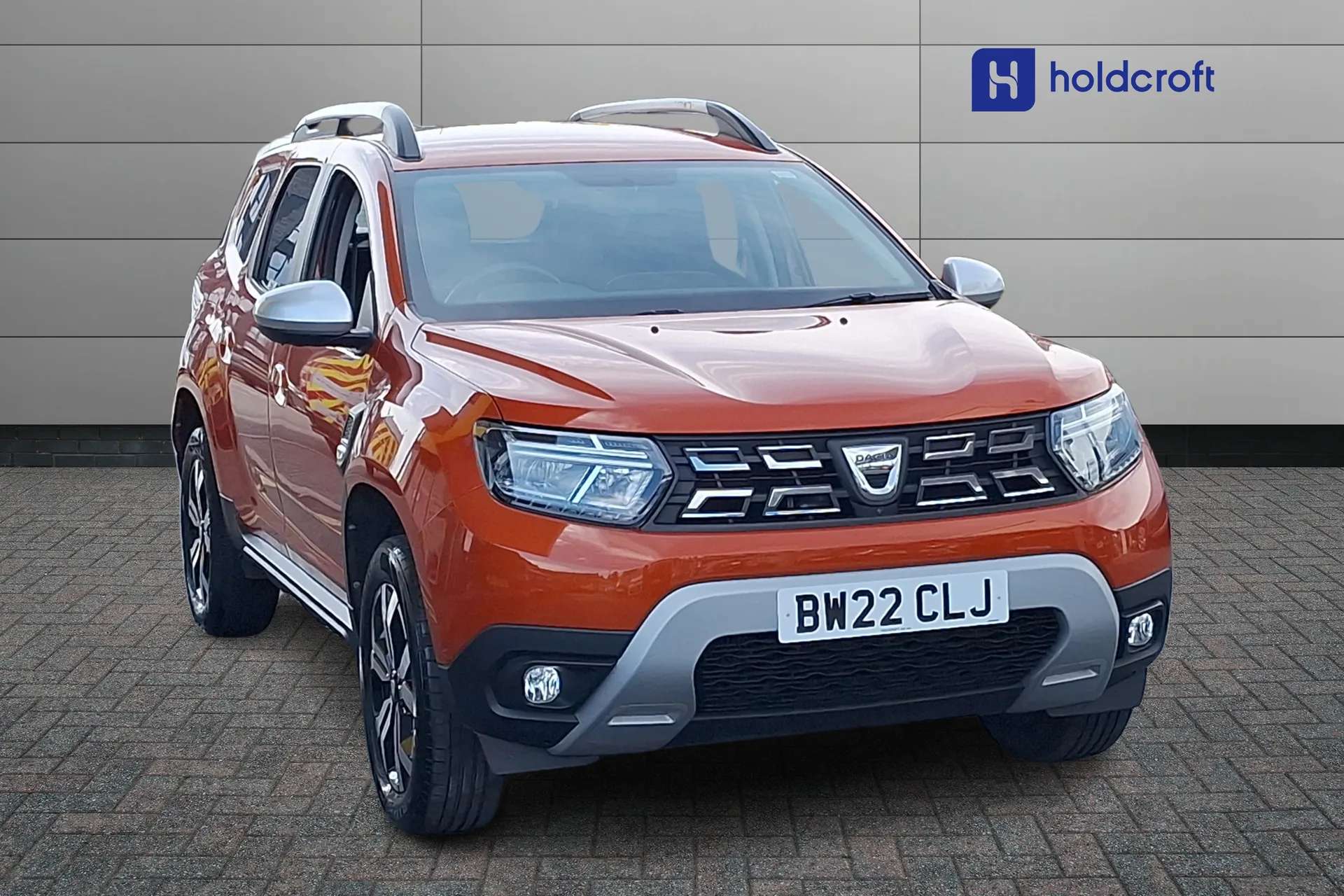A 2022 DACIA DUSTER 1.0 TCe 100 Bi-Fuel Prestige 5dr A 2022 DACIA DUSTER 1.0 TCe 100 Bi-Fuel Prestige 5dr