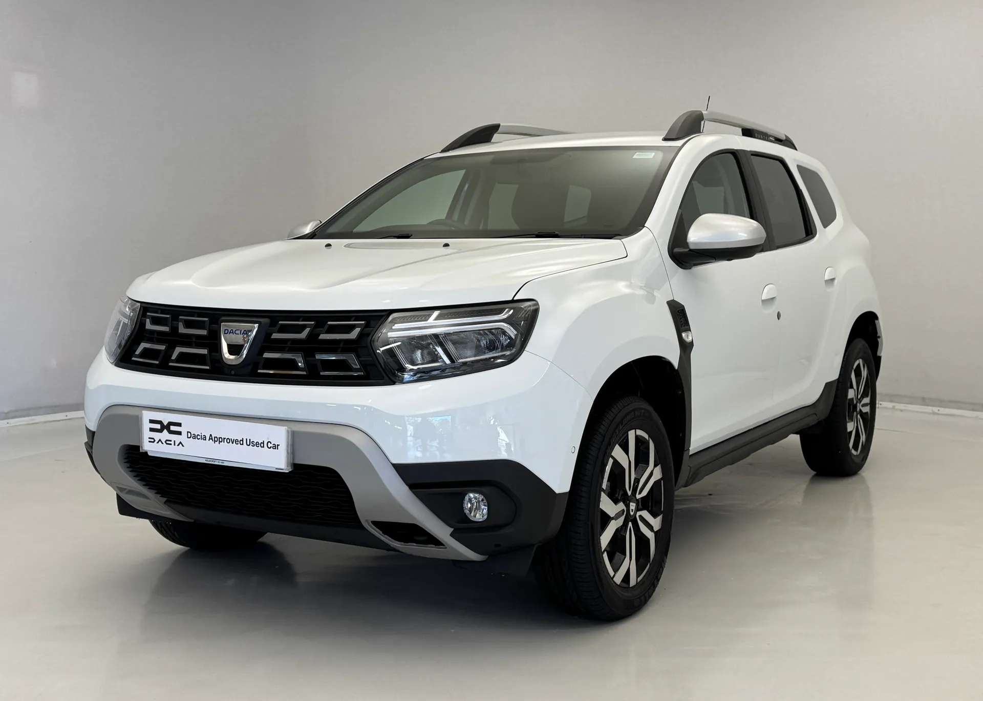 A 2022 DACIA DUSTER 1.0 TCe 90 Prestige 5dr A 2022 DACIA DUSTER 1.0 TCe 90 Prestige 5dr