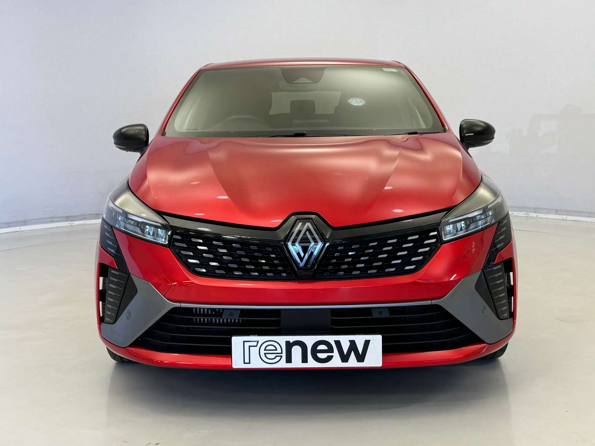 A 2024 RENAULT CLIO 1.0 TCe 90 Esprit Alpine 5dr A 2024 RENAULT CLIO 1.0 TCe 90 Esprit Alpine 5dr