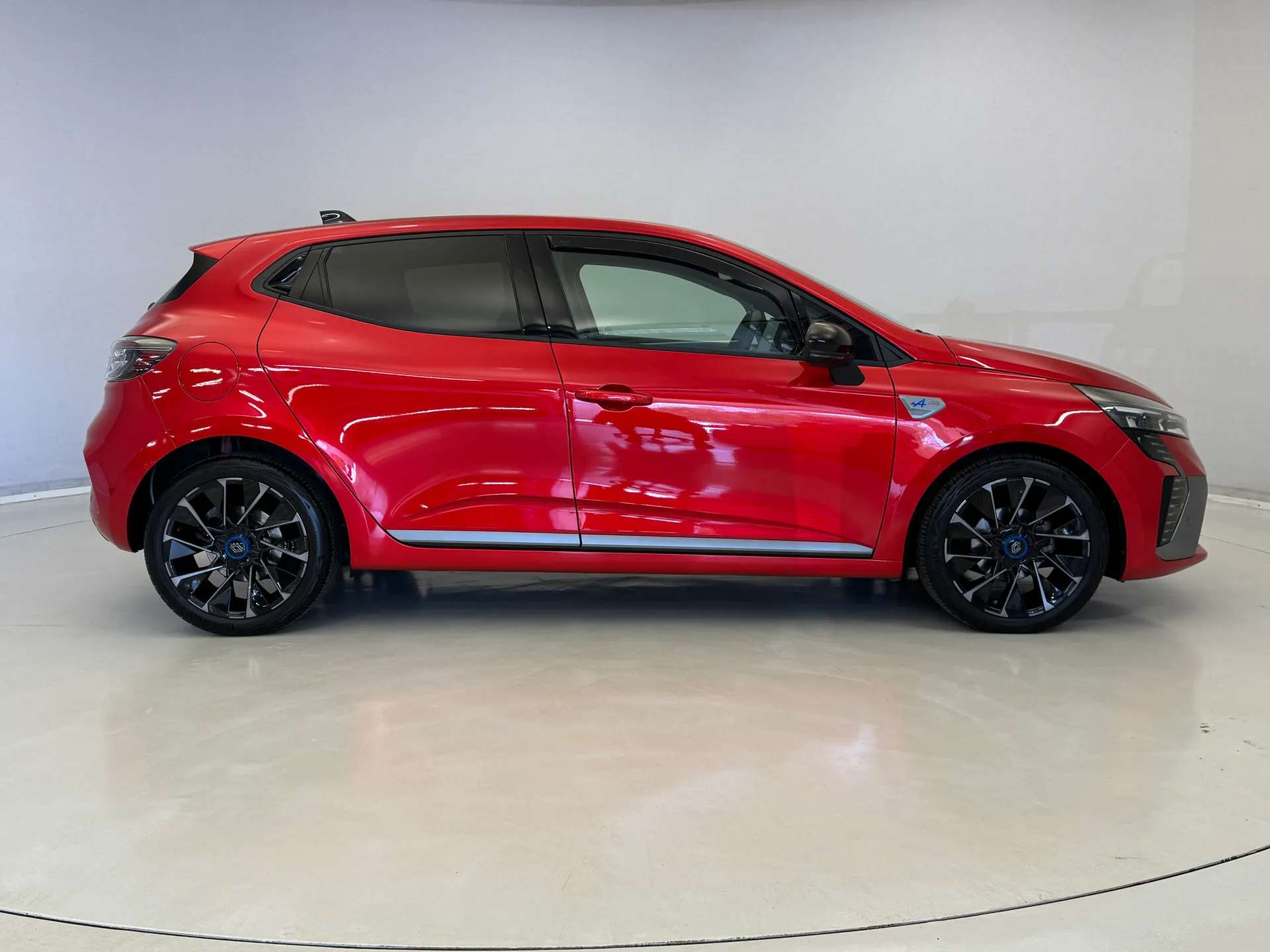 2024 RENAULT CLIO 2024 RENAULT CLIO