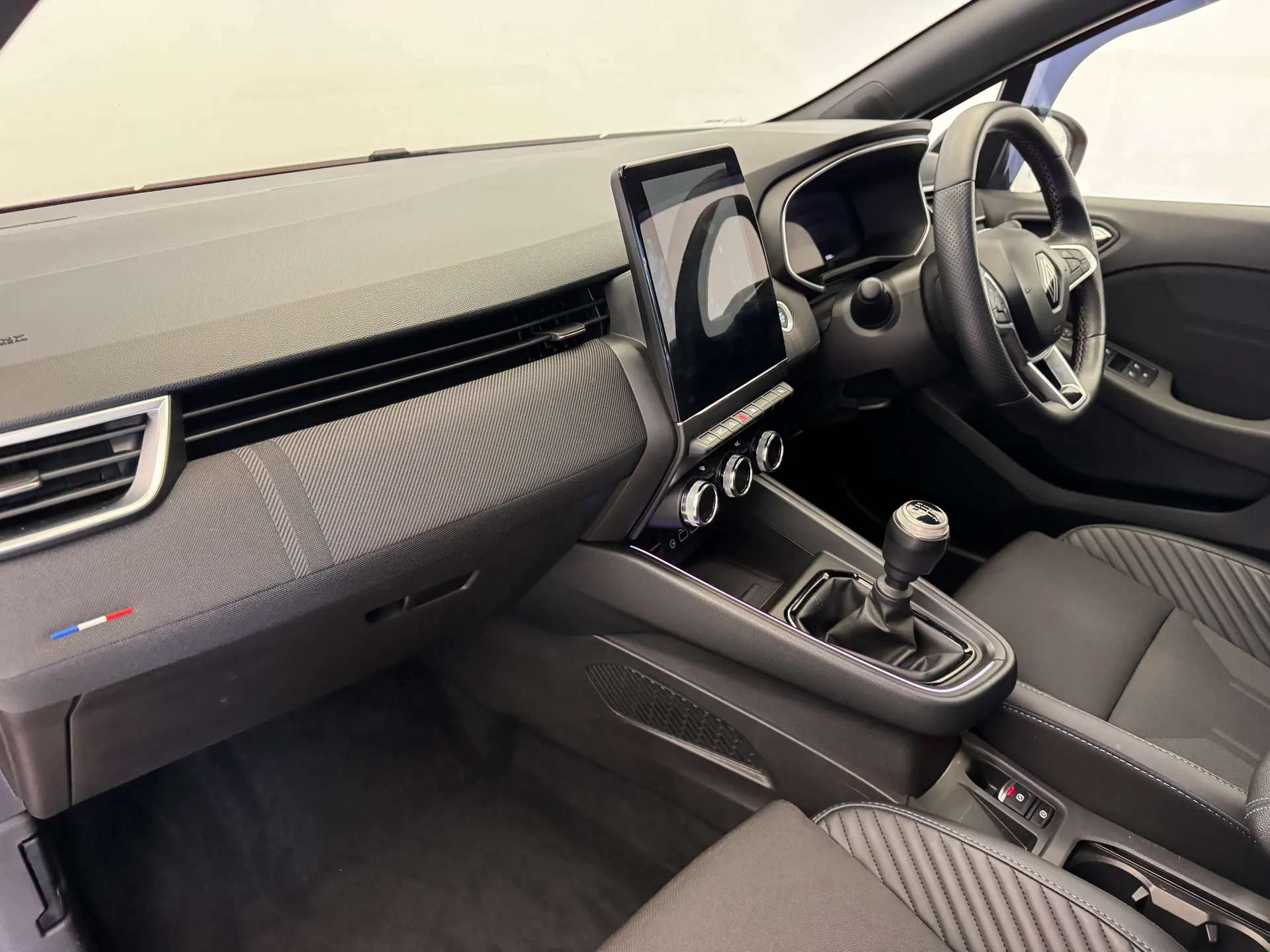 2024 RENAULT CLIO 2024 RENAULT CLIO