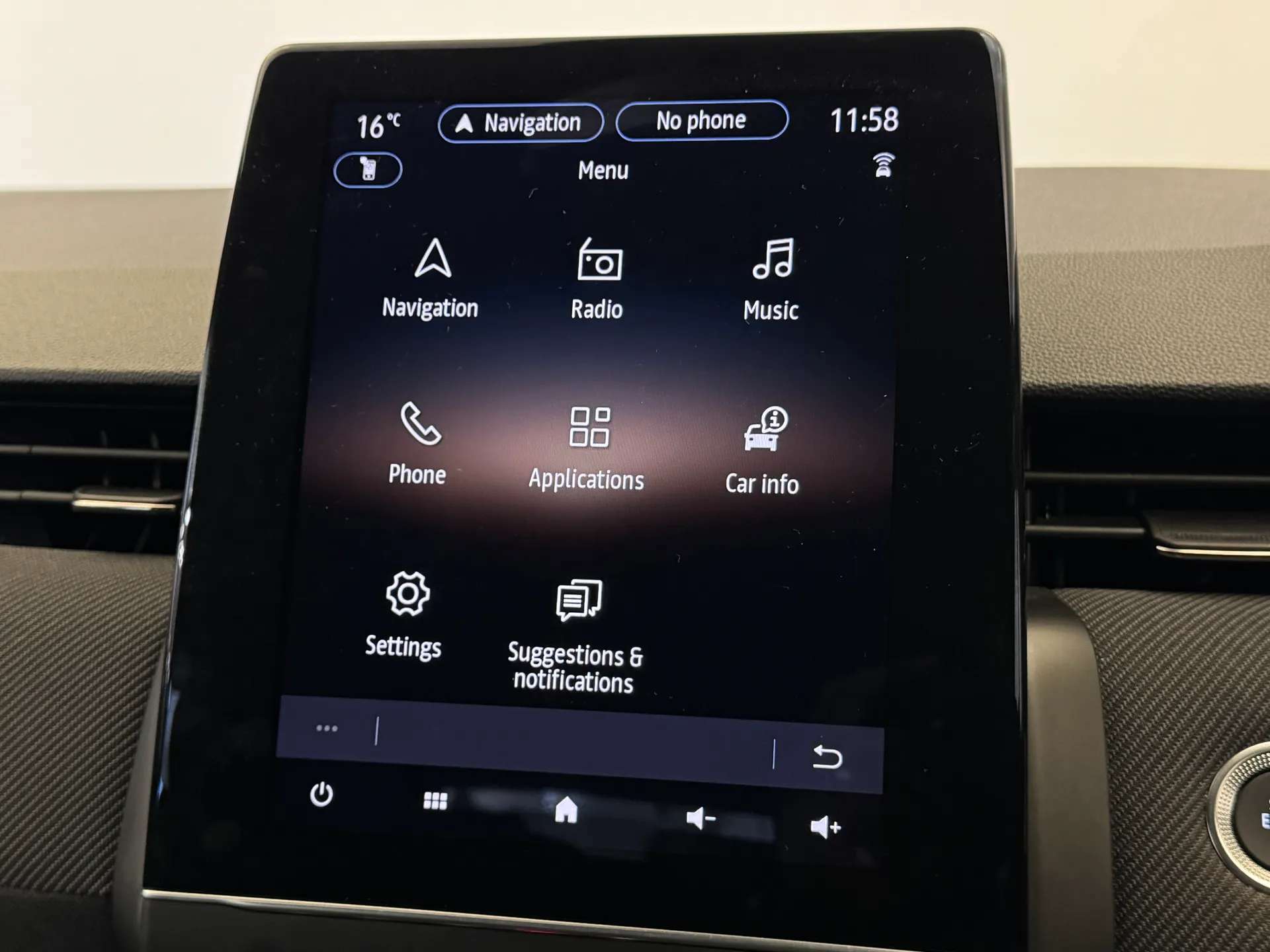 2024 RENAULT CLIO 2024 RENAULT CLIO