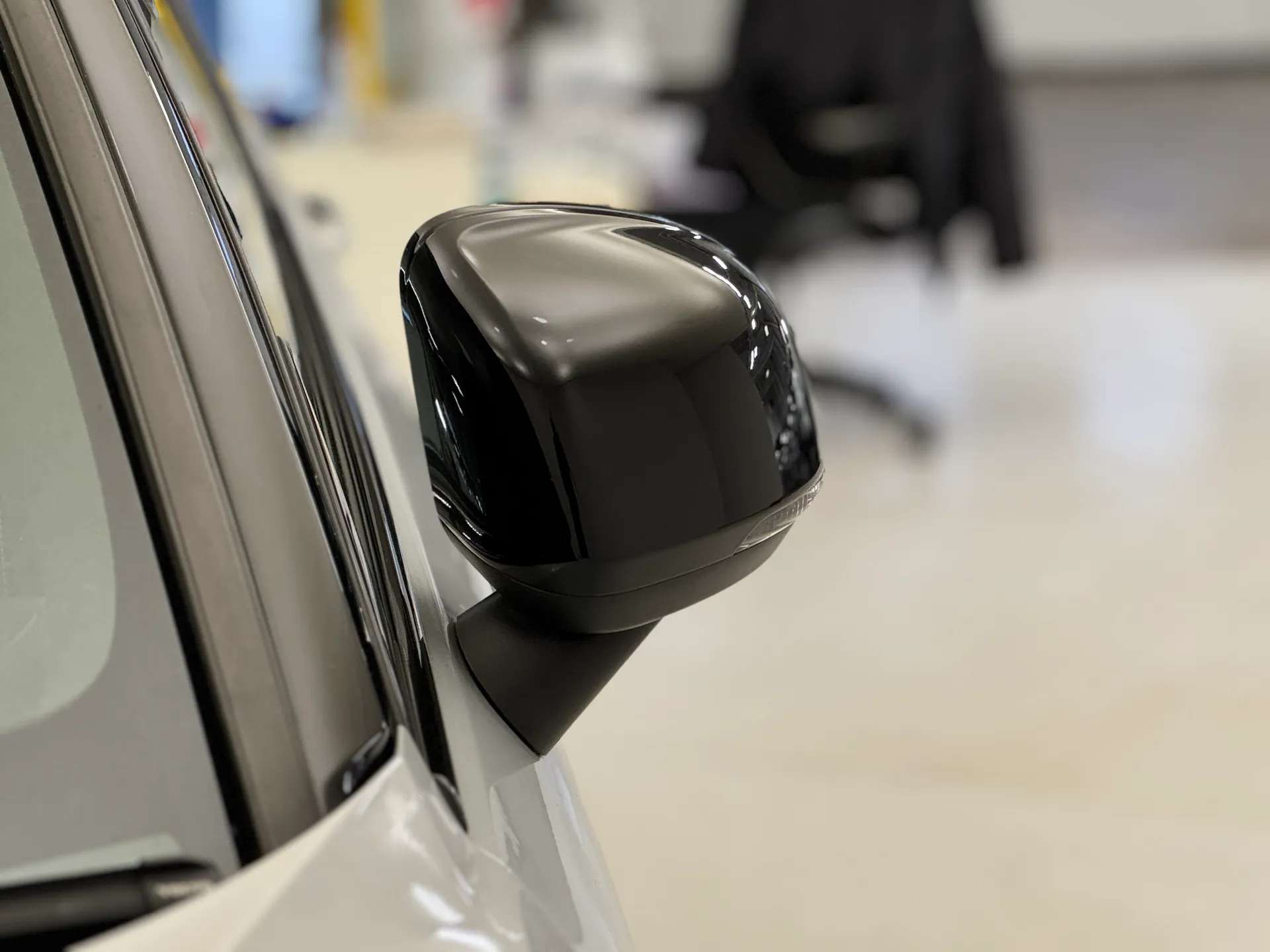 2020 VOLVO XC40 2020 VOLVO XC40