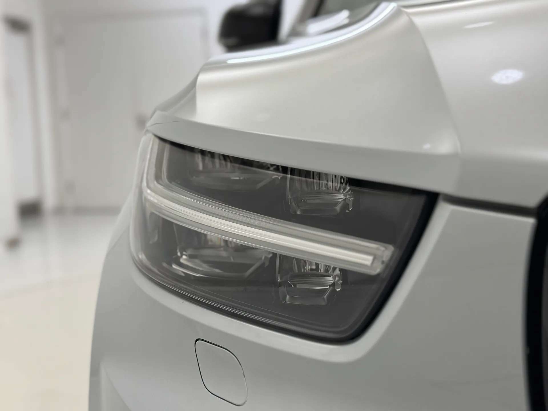 2020 VOLVO XC40 2020 VOLVO XC40