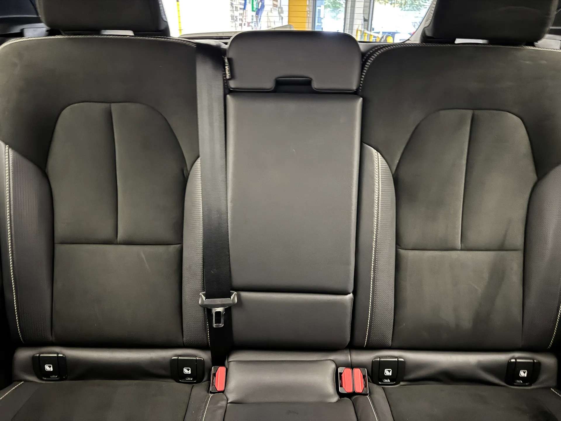 2020 VOLVO XC40 2020 VOLVO XC40