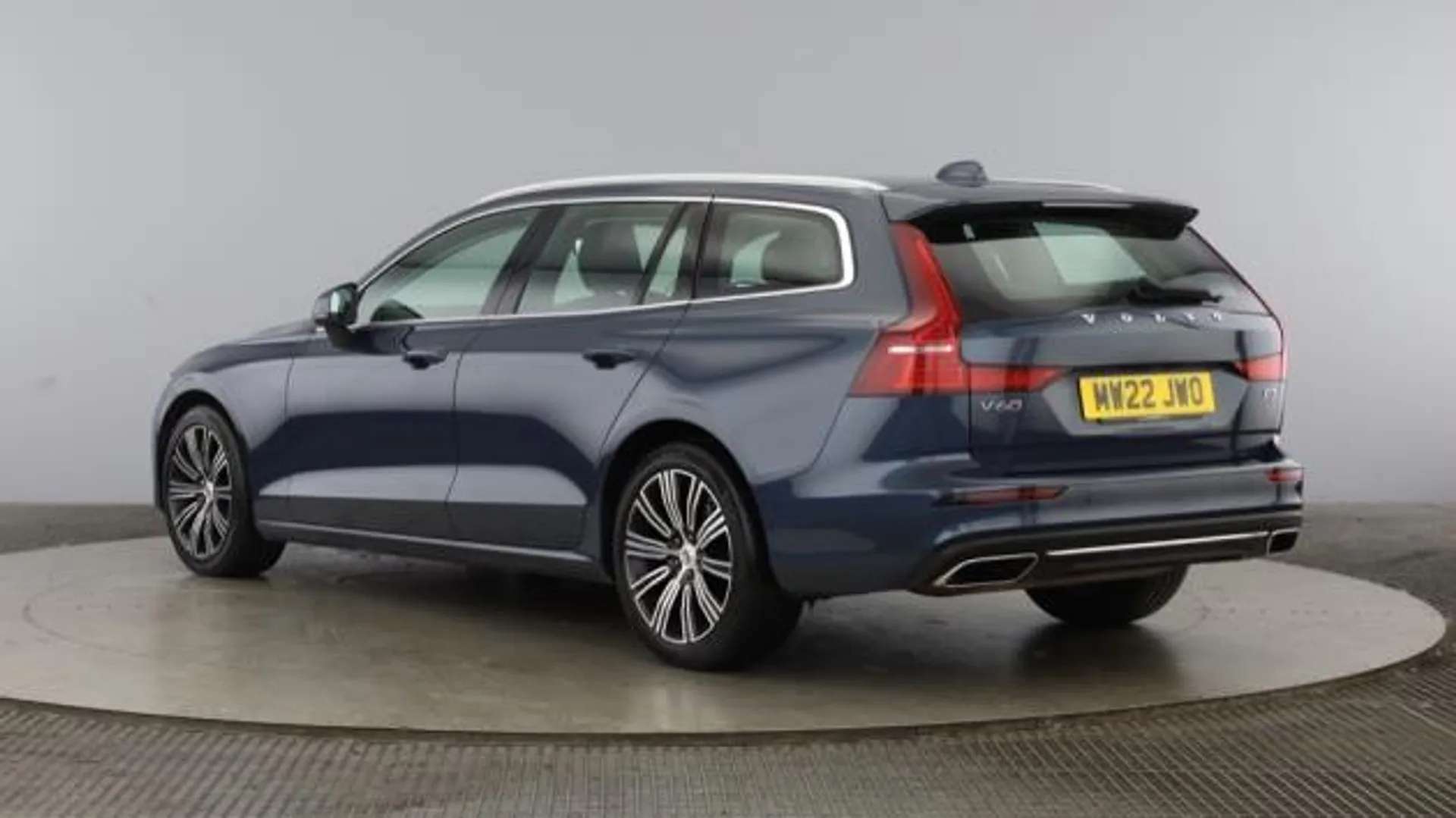 2022 VOLVO V60 2022 VOLVO V60