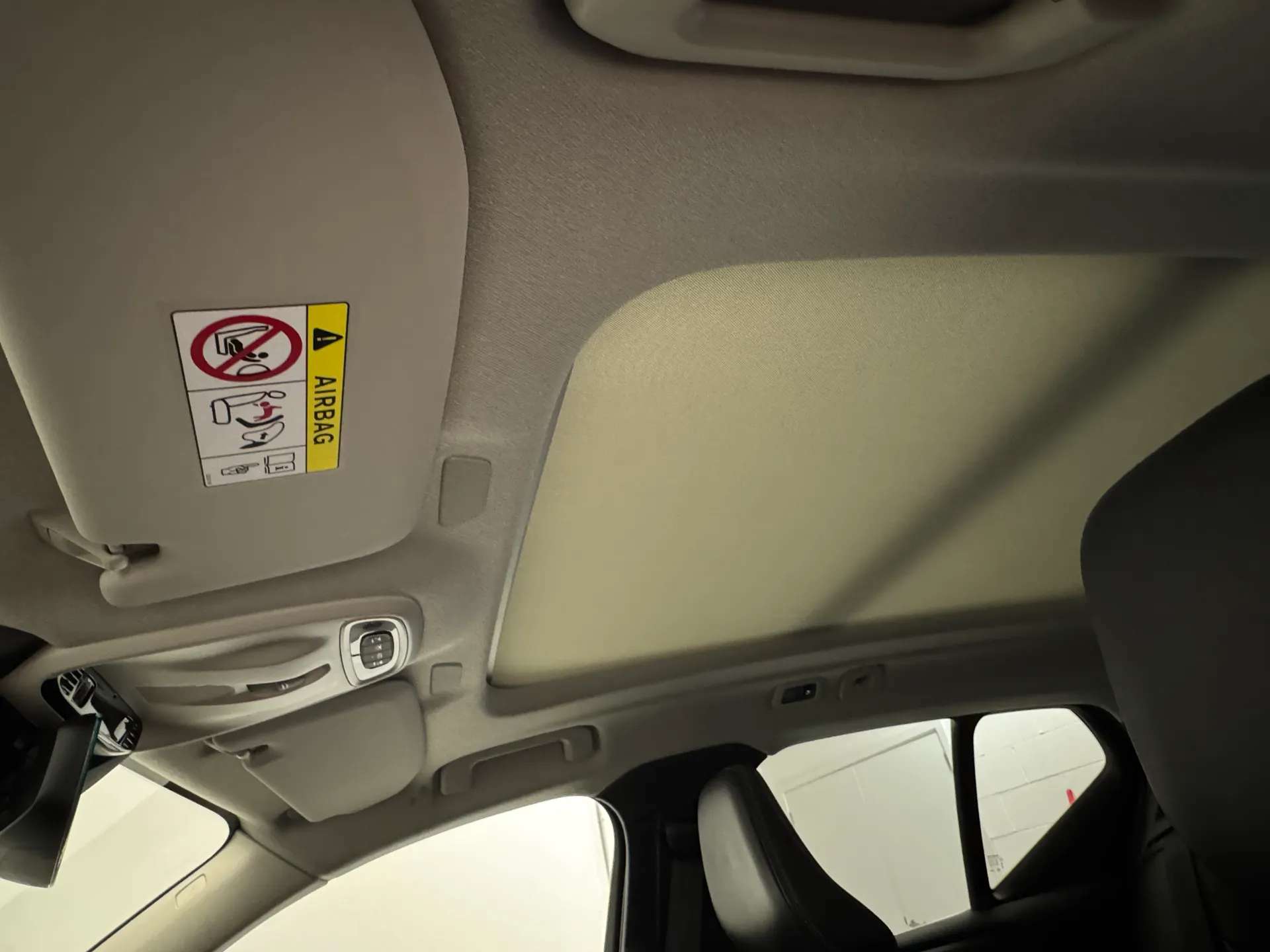 2021 VOLVO XC40 2021 VOLVO XC40