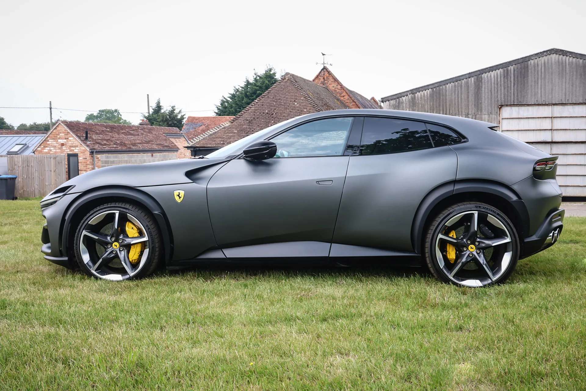 A 2024 FERRARI PUROSANGUE S-A A 2024 FERRARI PUROSANGUE S-A