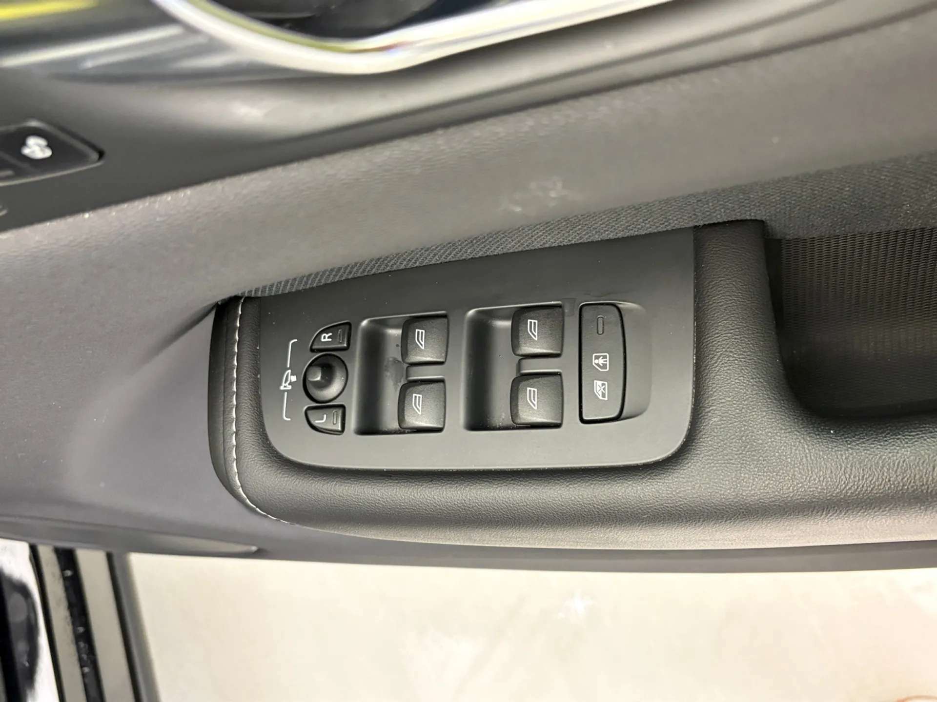 2020 VOLVO XC60 2020 VOLVO XC60