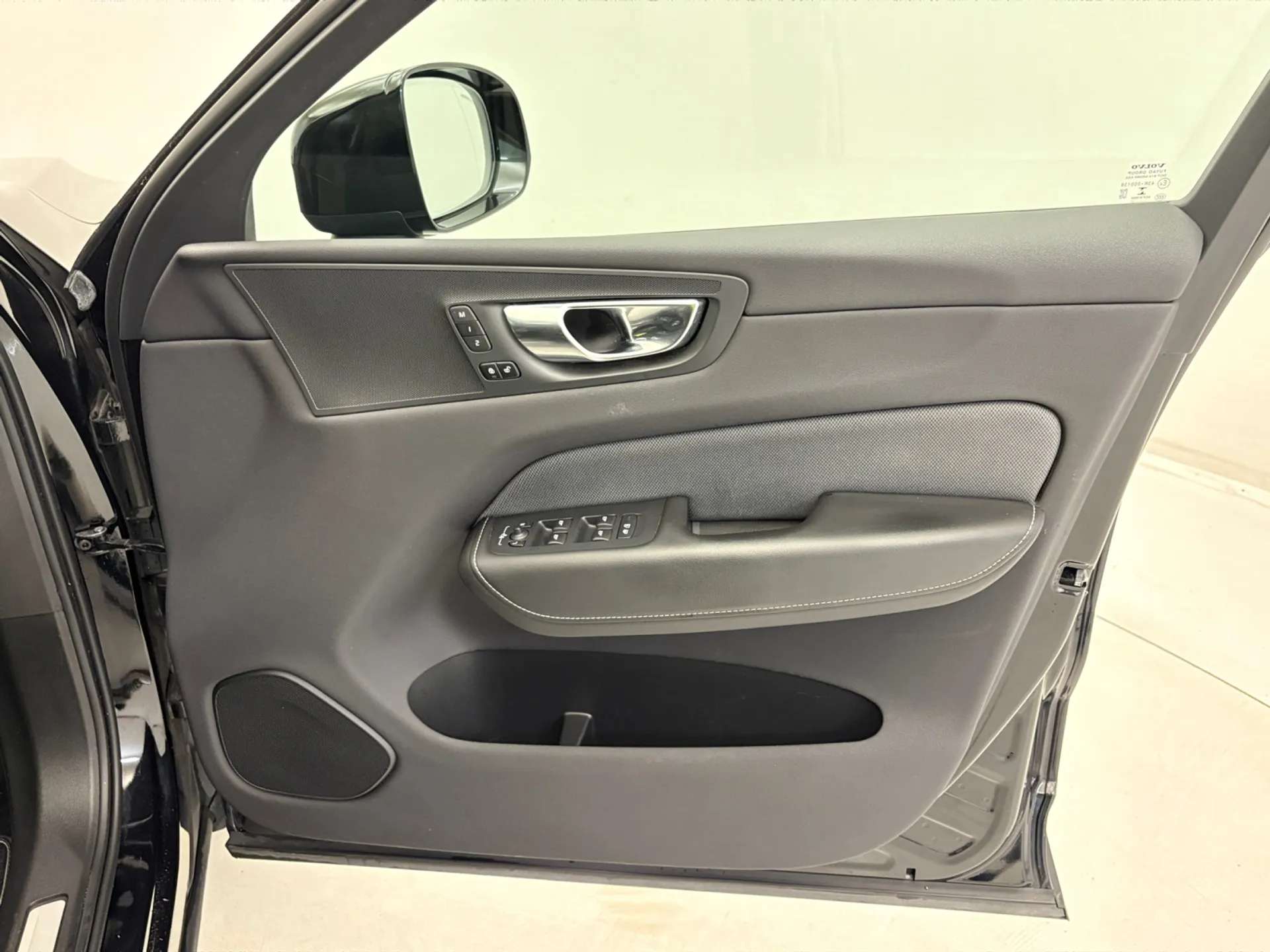 2020 VOLVO XC60 2020 VOLVO XC60
