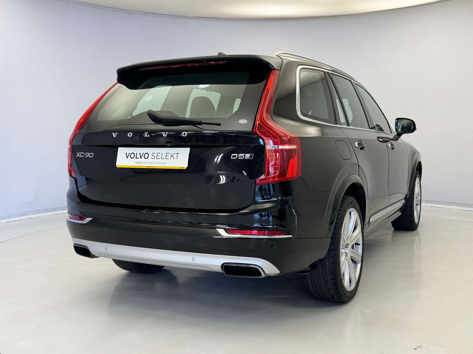 2017 VOLVO XC90 2017 VOLVO XC90