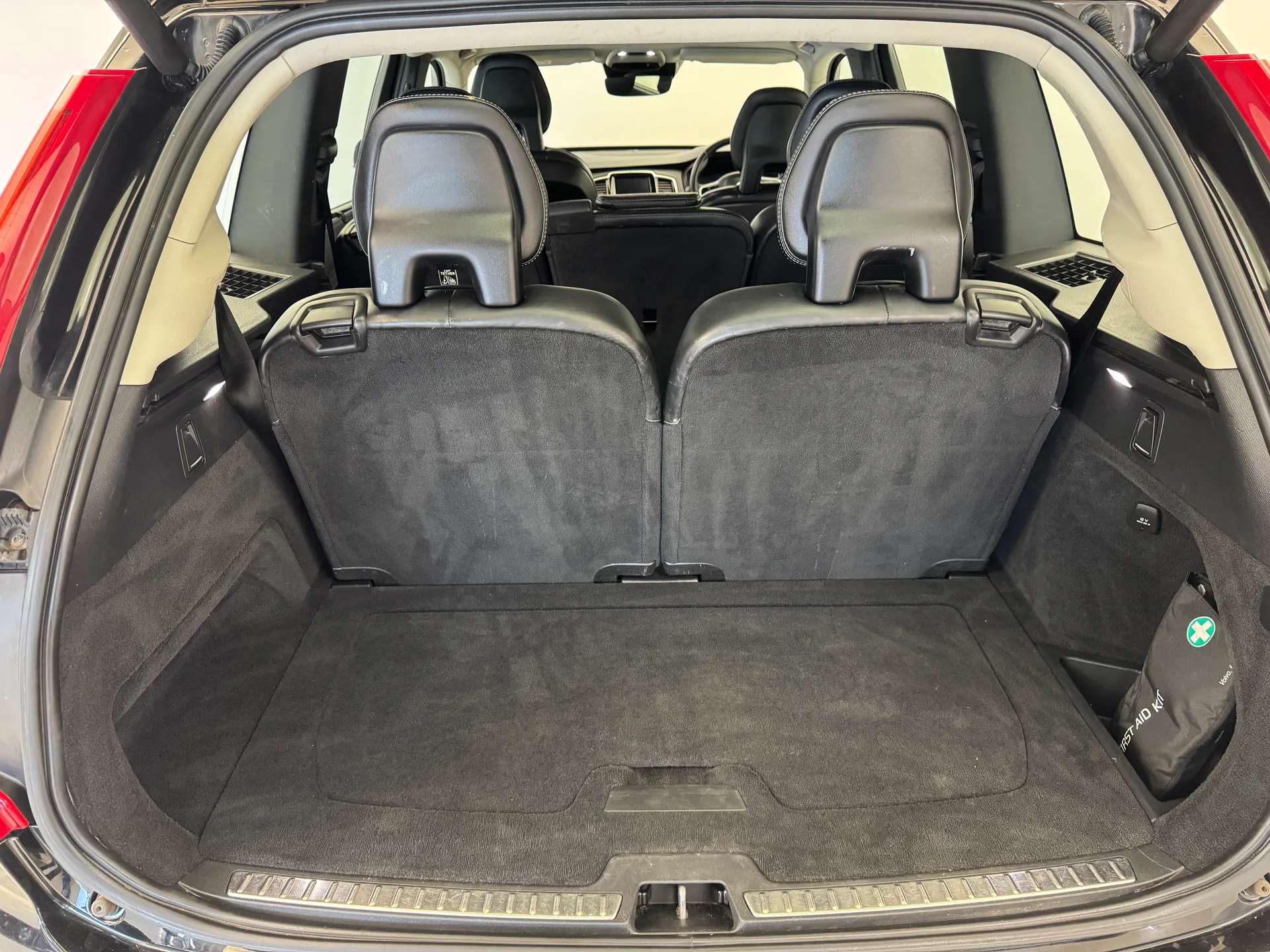 2017 VOLVO XC90 2017 VOLVO XC90