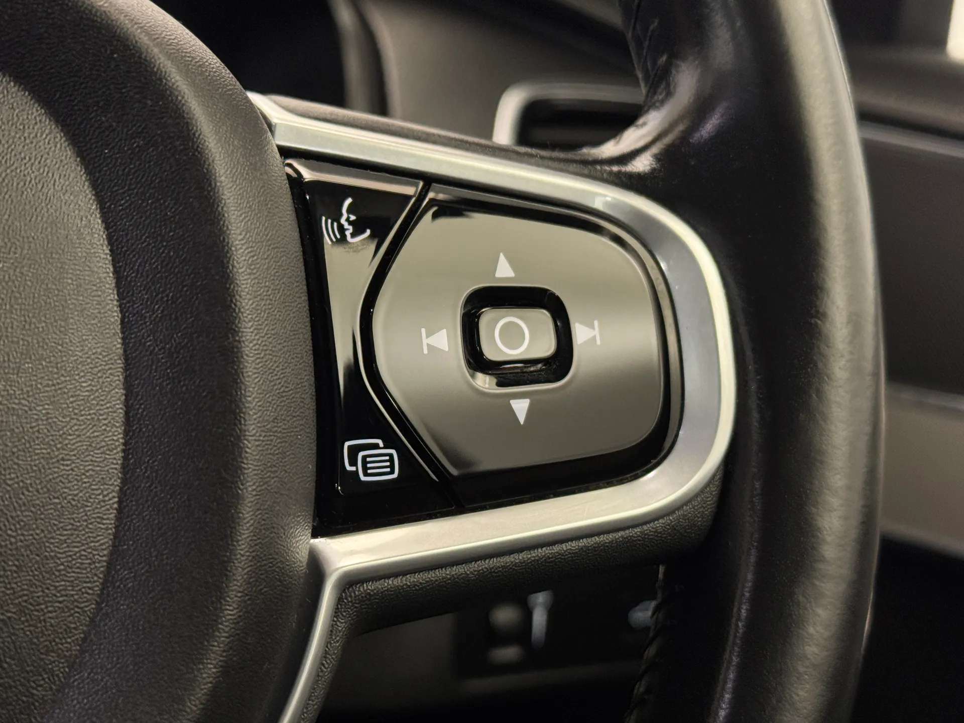 2017 VOLVO XC90 2017 VOLVO XC90