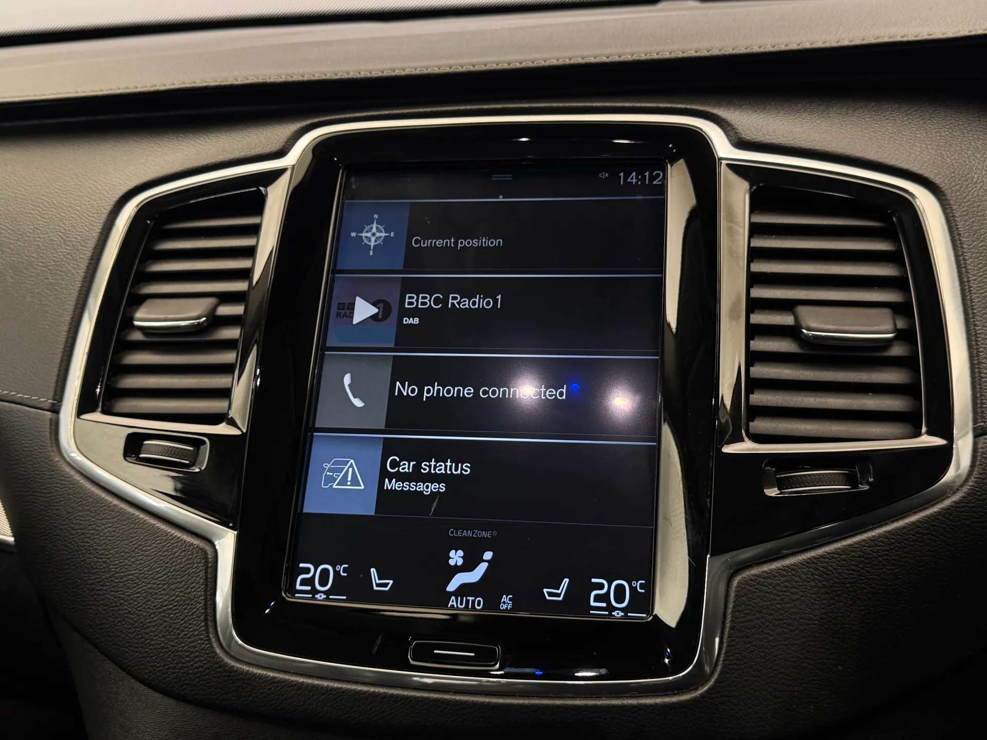 2017 VOLVO XC90 2017 VOLVO XC90