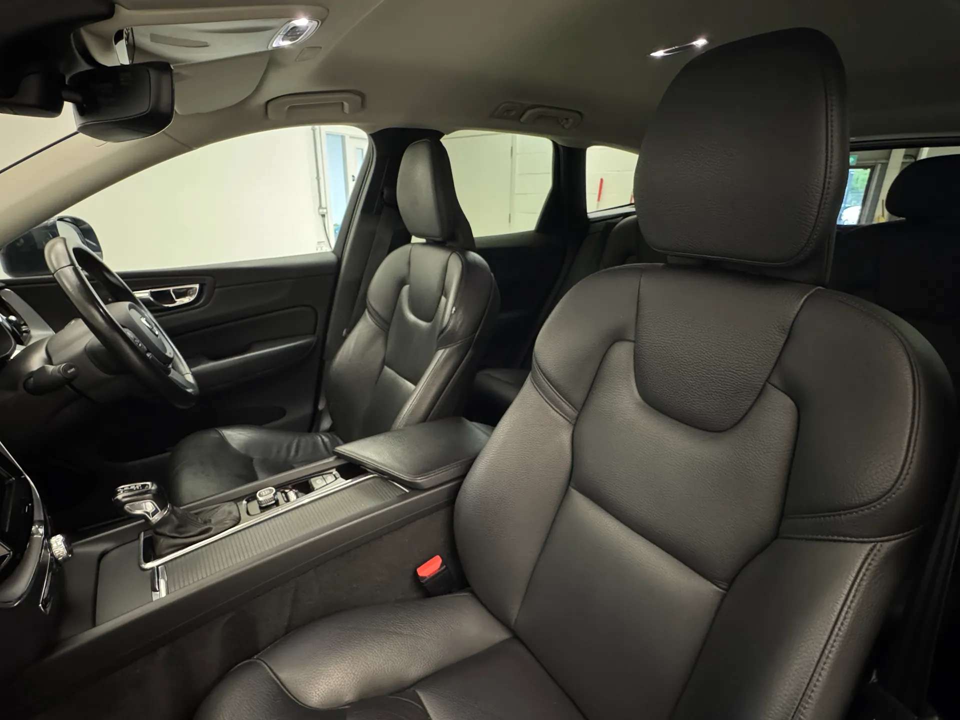 2019 VOLVO XC60 2019 VOLVO XC60