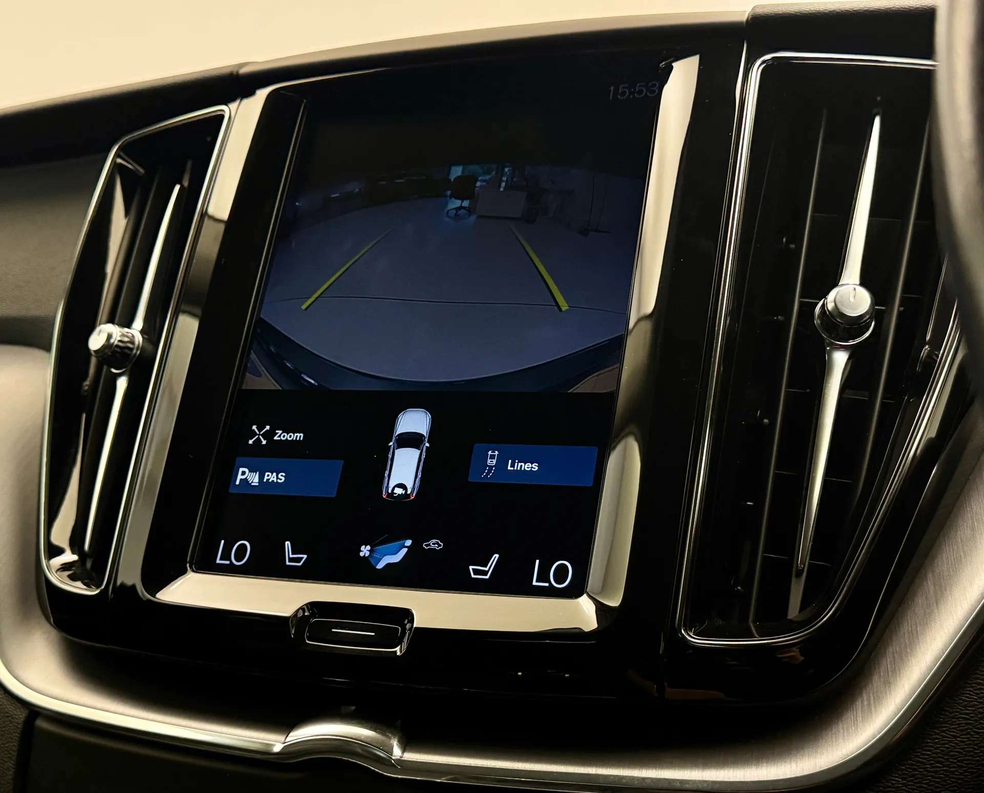 2019 VOLVO XC60 2019 VOLVO XC60