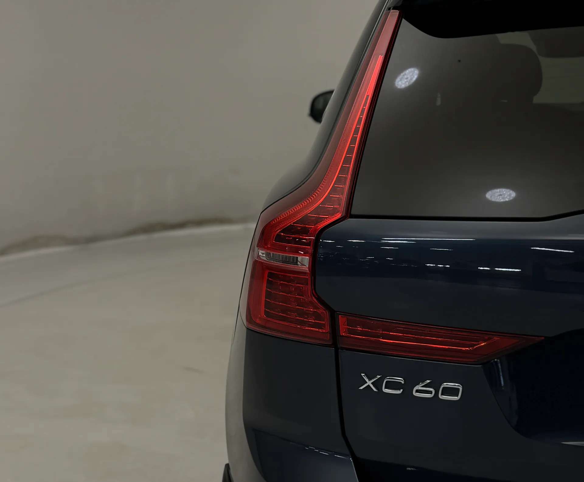 2019 VOLVO XC60 2019 VOLVO XC60