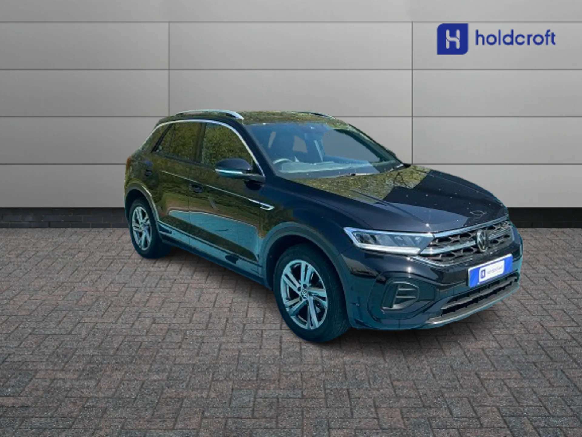 A 2023 VOLKSWAGEN T-ROC 1.5 TSI R-Line 5dr DSG A 2023 VOLKSWAGEN T-ROC 1.5 TSI R-Line 5dr DSG