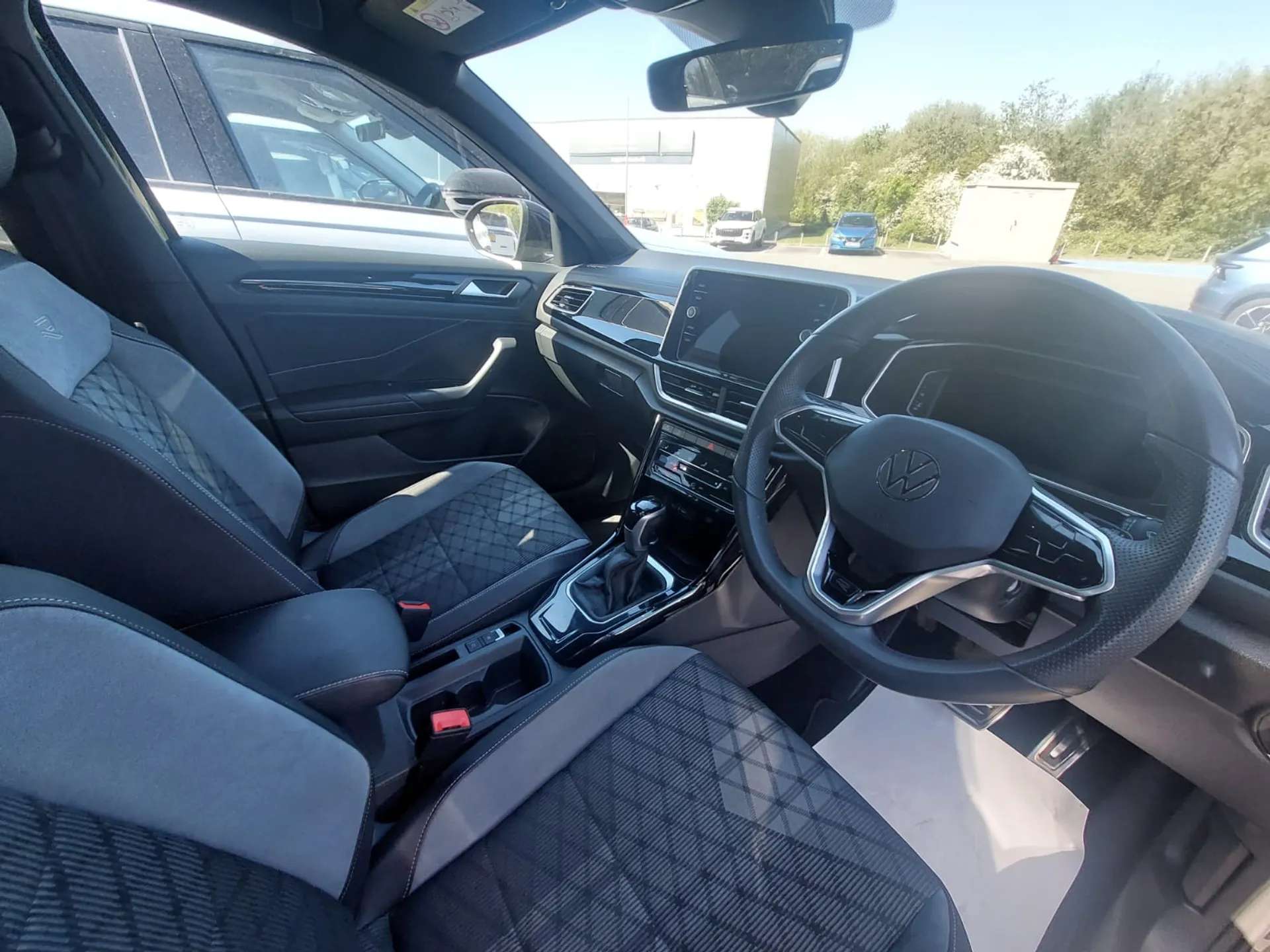 2023 VOLKSWAGEN T-ROC 2023 VOLKSWAGEN T-ROC