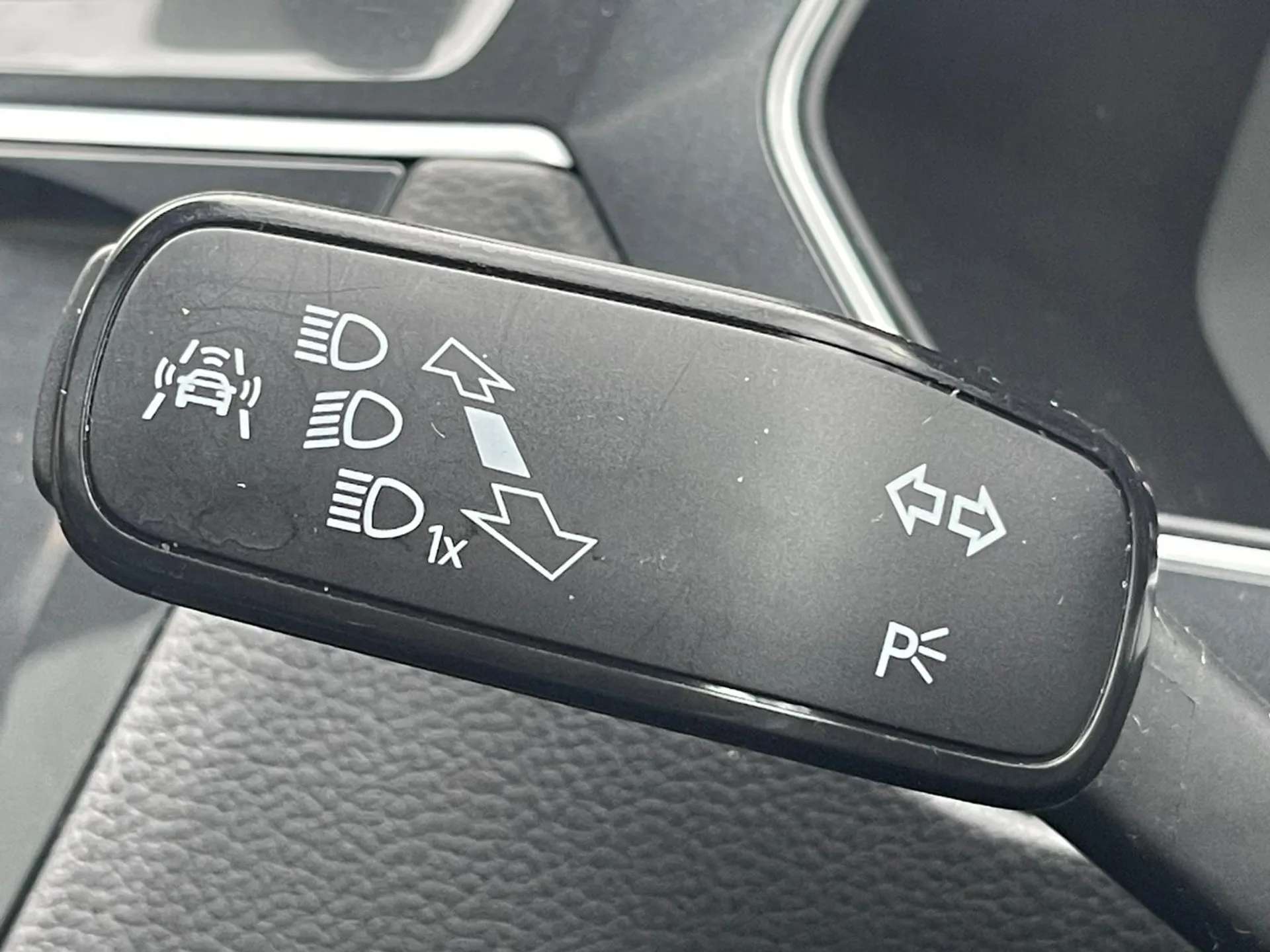 2018 VOLKSWAGEN TIGUAN 2018 VOLKSWAGEN TIGUAN