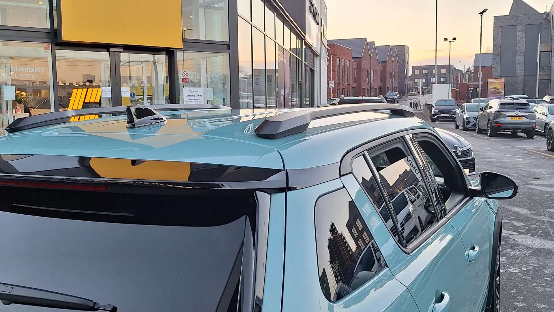 2025 RENAULT 4 2025 RENAULT 4