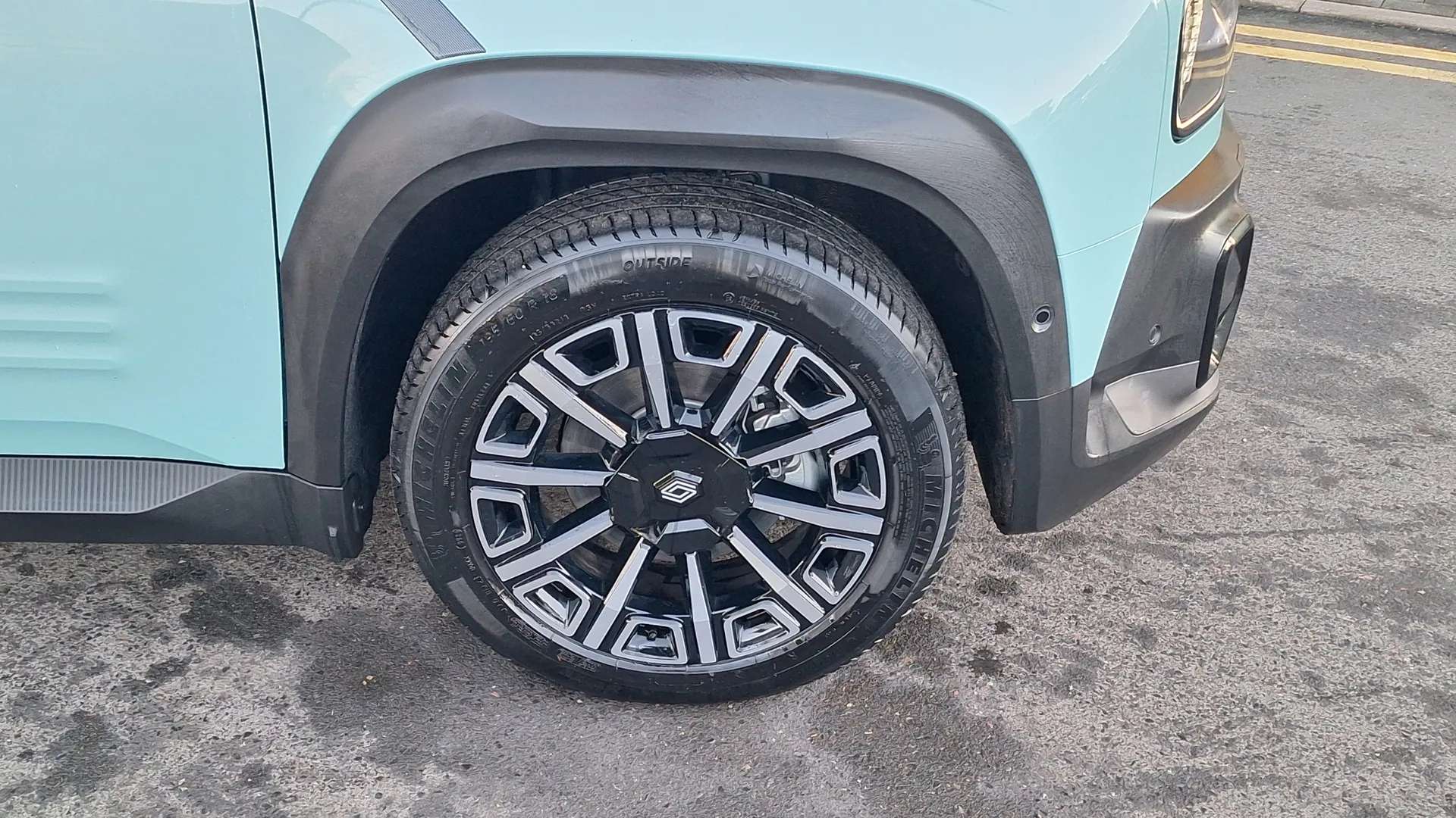 2025 RENAULT 4 2025 RENAULT 4