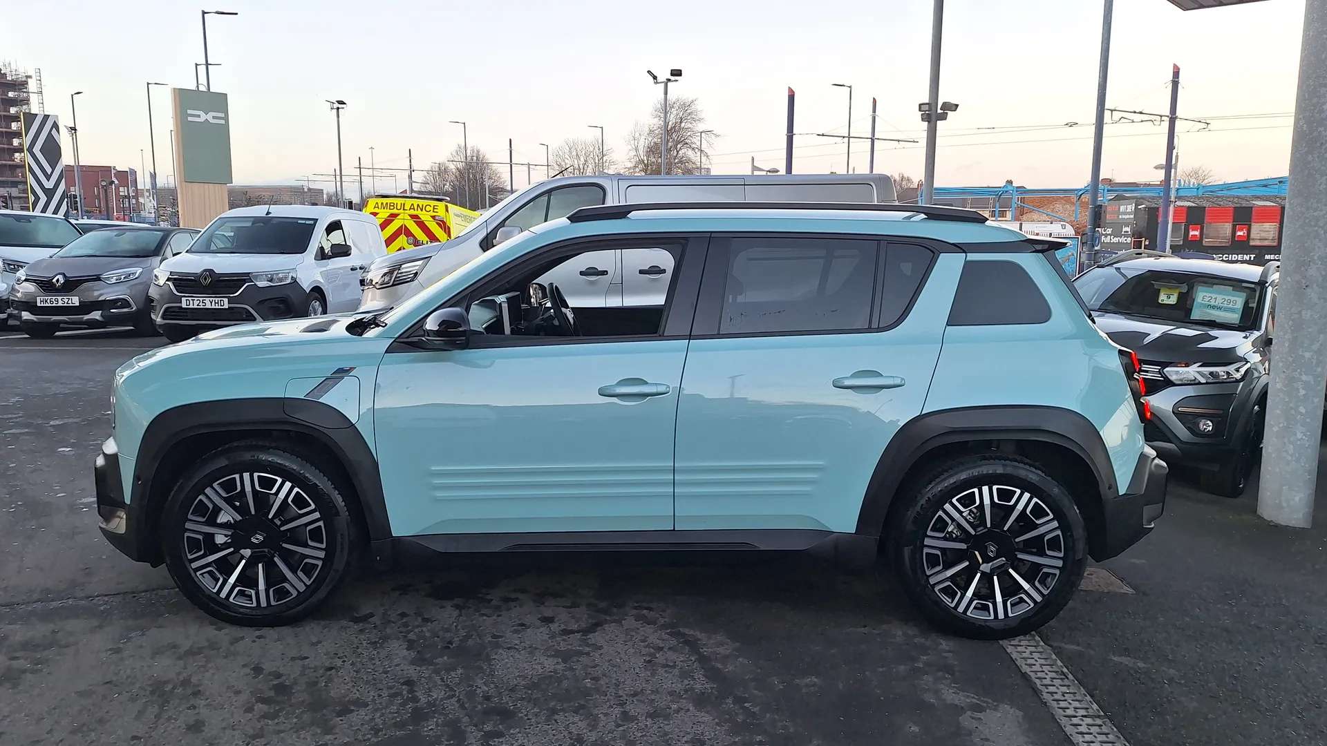 2025 RENAULT 4 2025 RENAULT 4