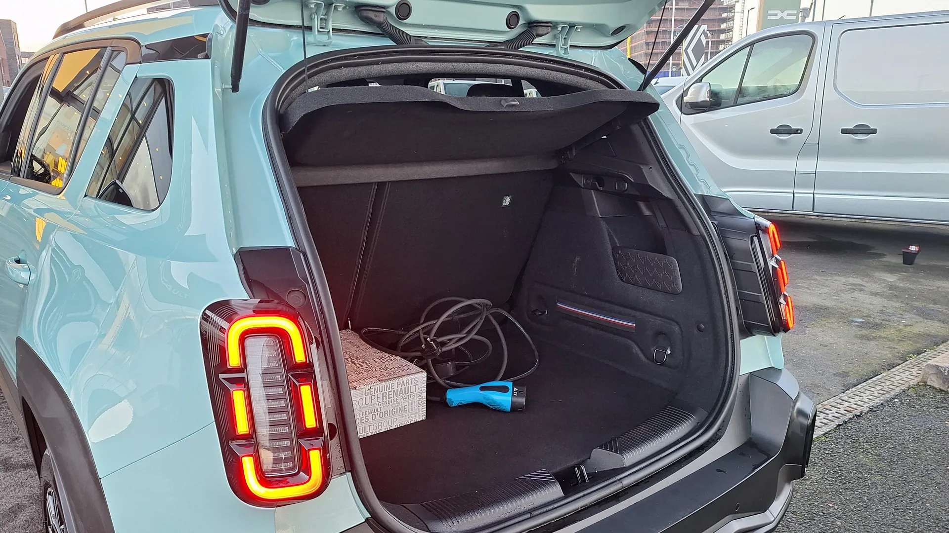 2025 RENAULT 4 2025 RENAULT 4