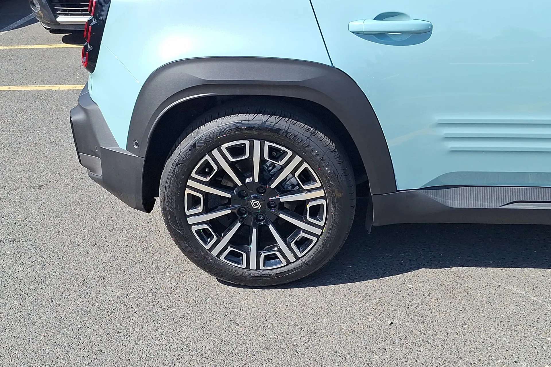 A 2026 RENAULT 4 110kW Iconic 52kWh Comfort range 5dr Auto A 2026 RENAULT 4 110kW Iconic 52kWh Comfort range 5dr Auto