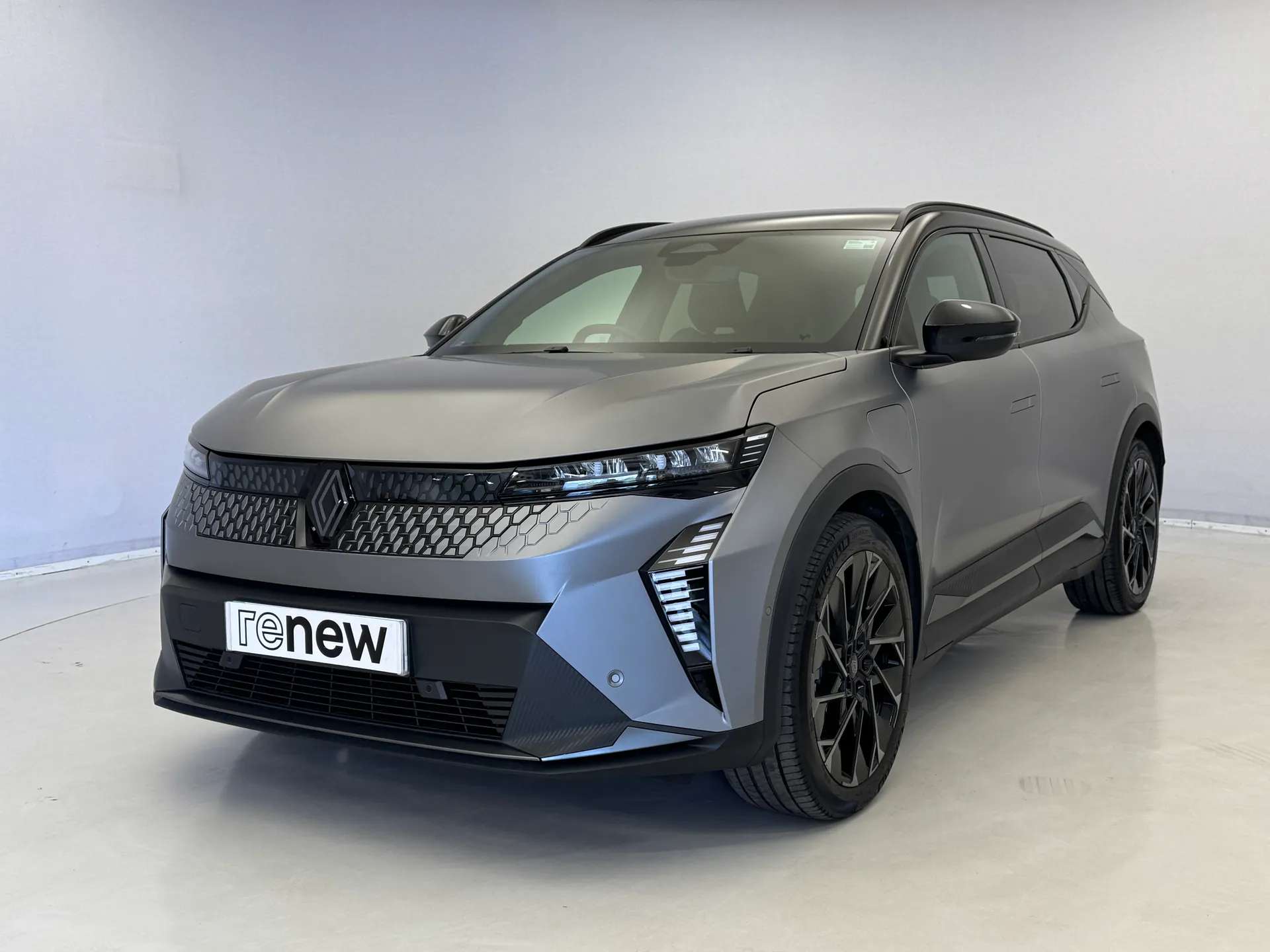 A 2025 RENAULT SCENIC E-TECH 160kW Esprit Alpine 87kWh Long Range 5dr Auto A 2025 RENAULT SCENIC E-TECH 160kW Esprit Alpine 87kWh Long Range 5dr Auto