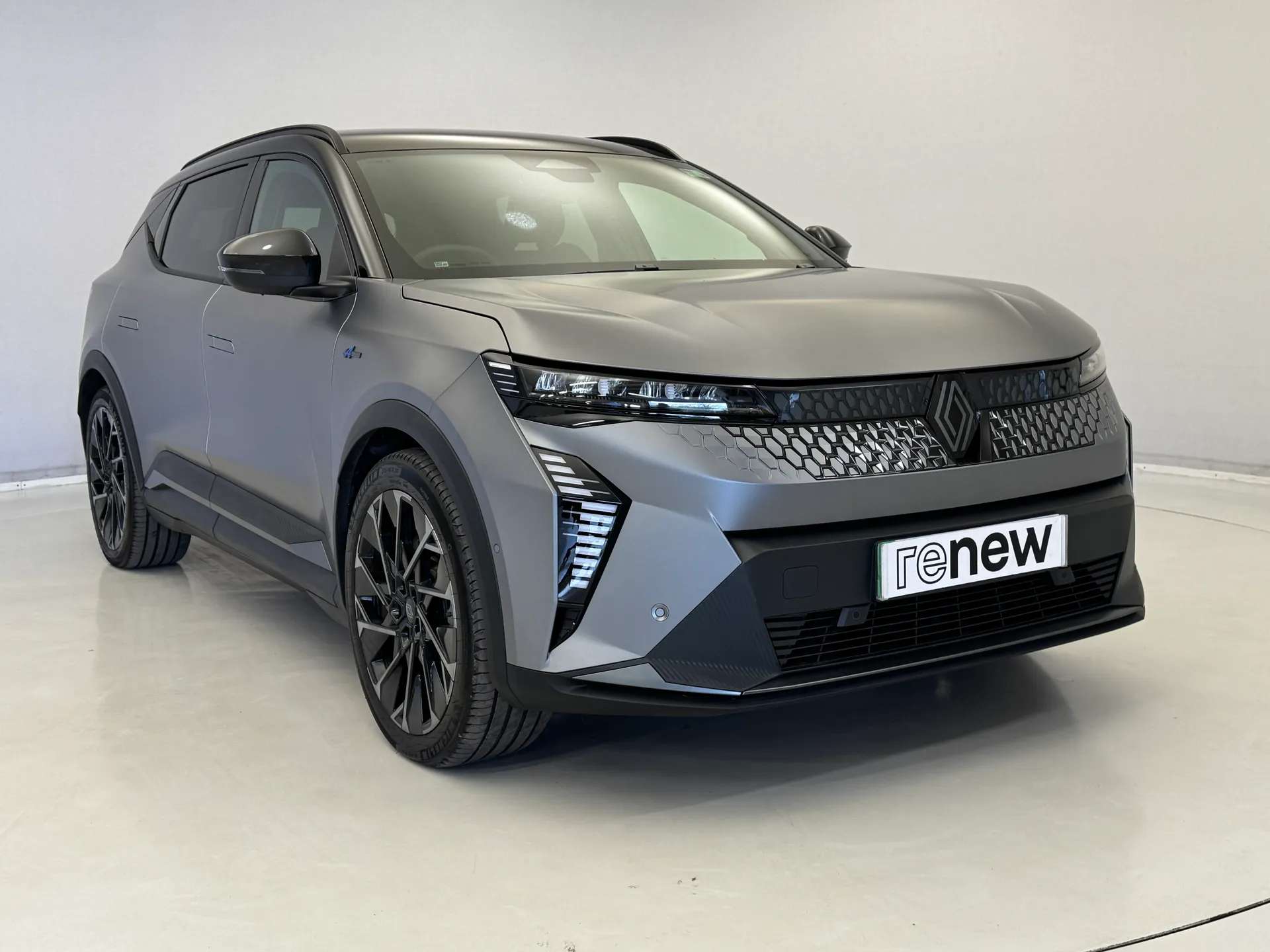 A 2025 RENAULT SCENIC E-TECH 160kW Esprit Alpine 87kWh Long Range 5dr Auto A 2025 RENAULT SCENIC E-TECH 160kW Esprit Alpine 87kWh Long Range 5dr Auto