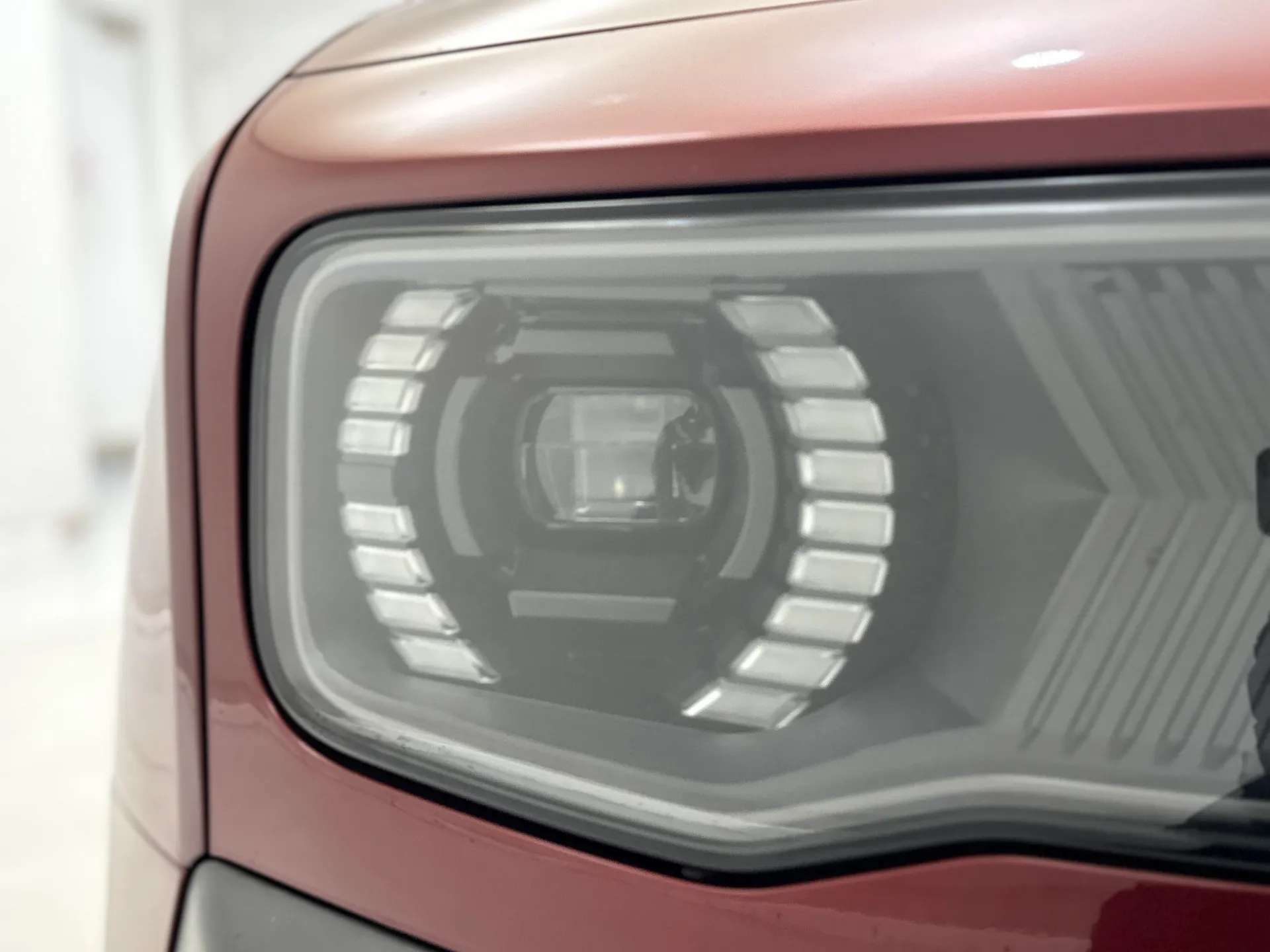 2025 RENAULT 4 2025 RENAULT 4