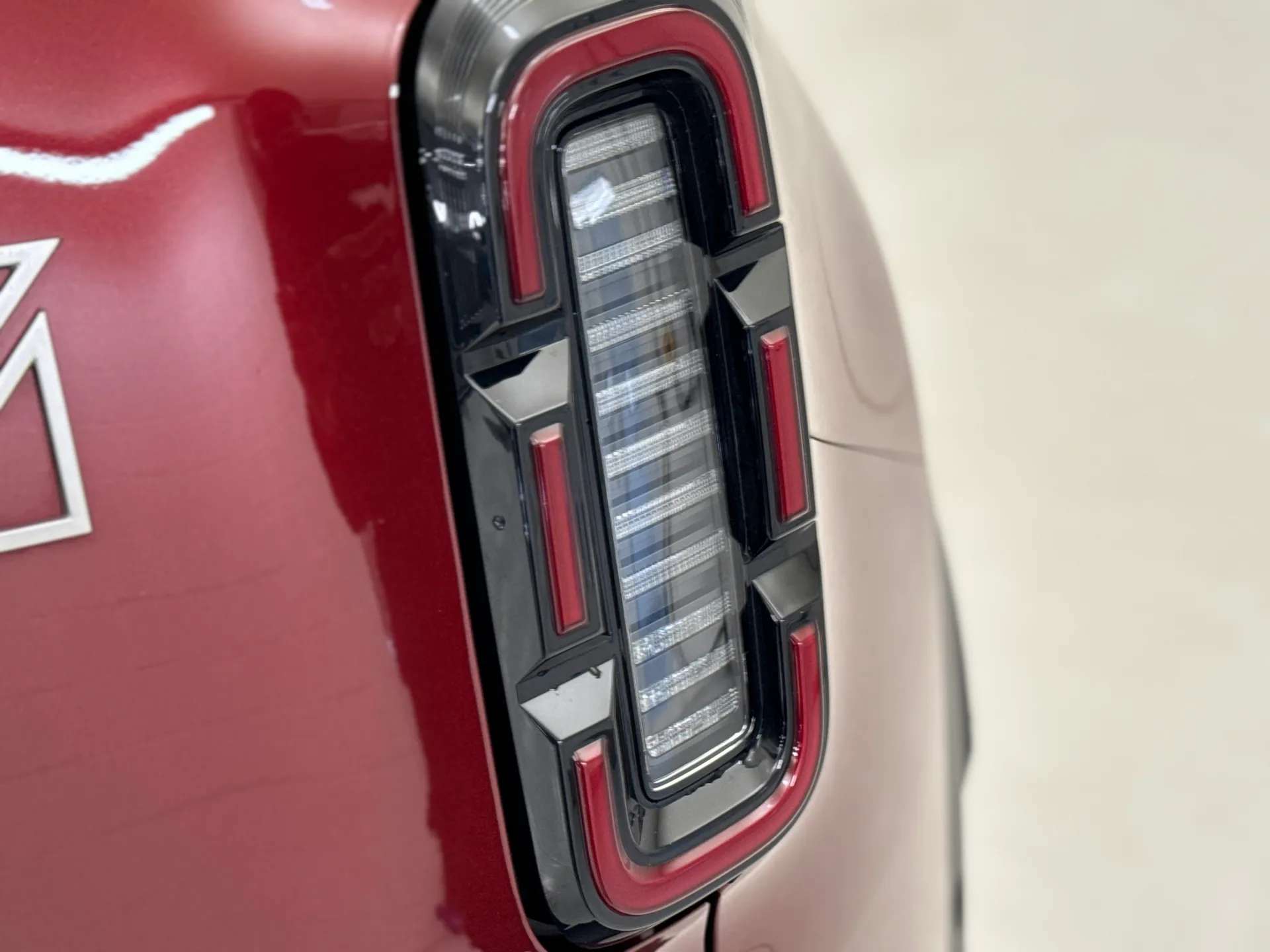 2025 RENAULT 4 2025 RENAULT 4