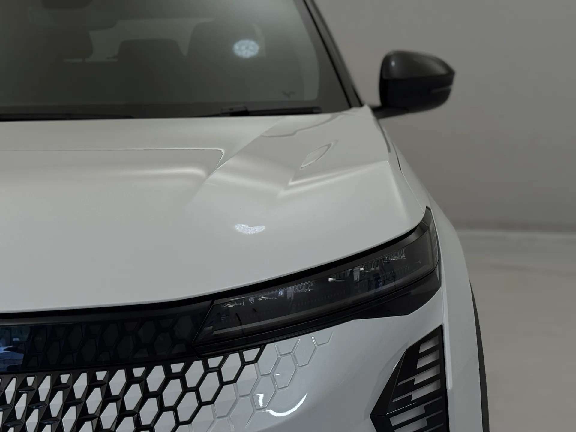 A 2025 RENAULT SCENIC E-TECH 160kW Esprit Alpine 87kWh Long Range 5dr Auto A 2025 RENAULT SCENIC E-TECH 160kW Esprit Alpine 87kWh Long Range 5dr Auto