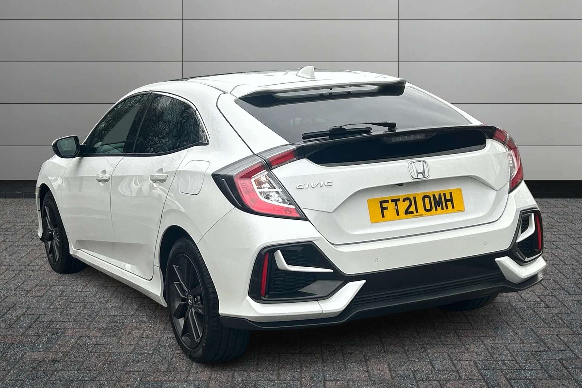 A 2021 HONDA CIVIC 1.0 VTEC Turbo 126 EX 5dr A 2021 HONDA CIVIC 1.0 VTEC Turbo 126 EX 5dr