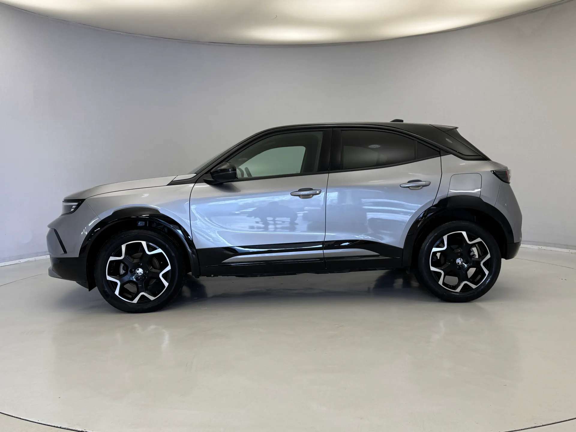 A 2025 VAUXHALL MOKKA 1.2 Turbo 136 GS 5dr â
1,770 miles! â
A 2025 VAUXHALL MOKKA 1.2 Turbo 136 GS 5dr â
1,770 miles! â