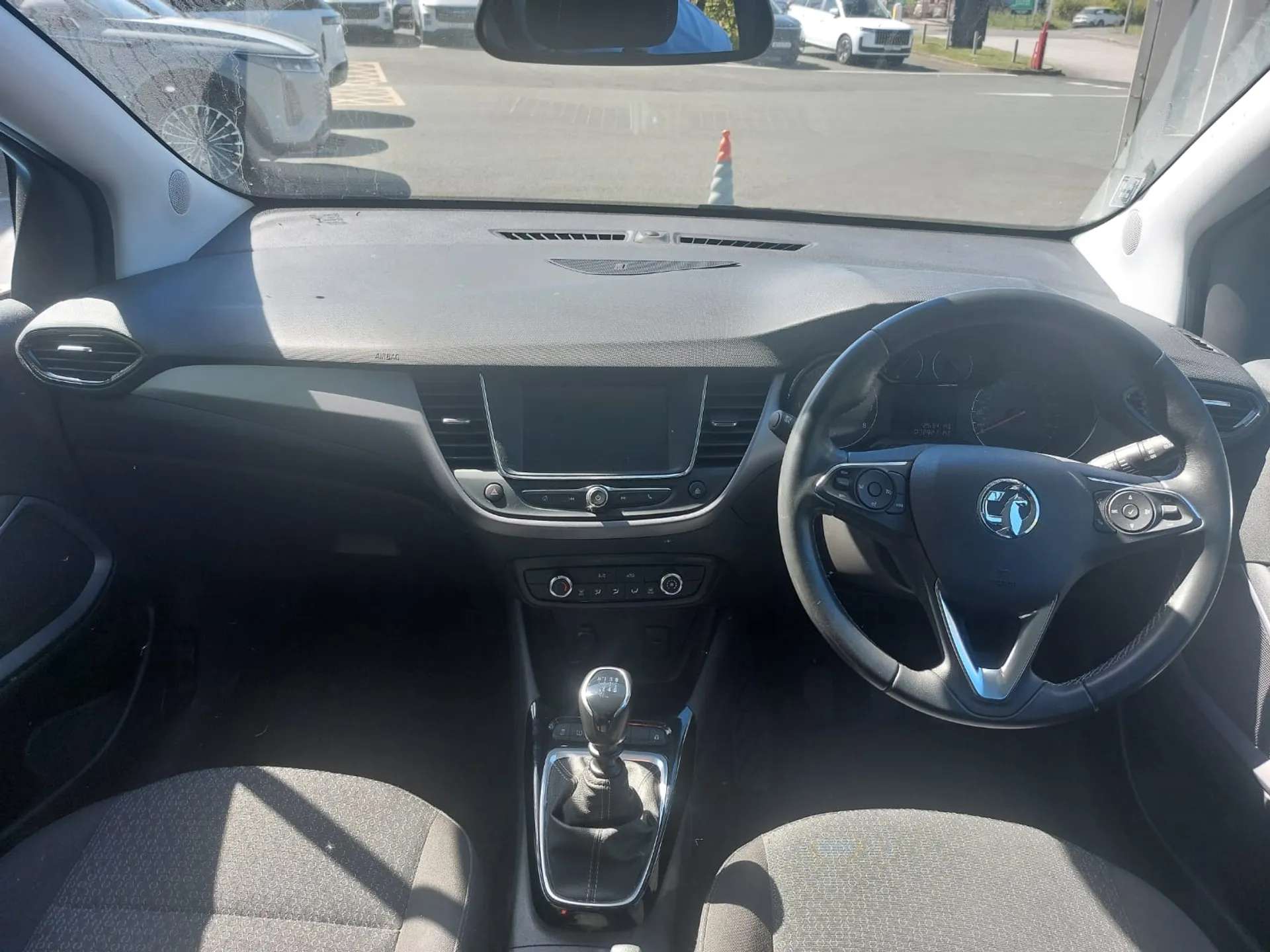 A 2023 VAUXHALL CROSSLAND 1.2 Turbo Design 5dr A 2023 VAUXHALL CROSSLAND 1.2 Turbo Design 5dr