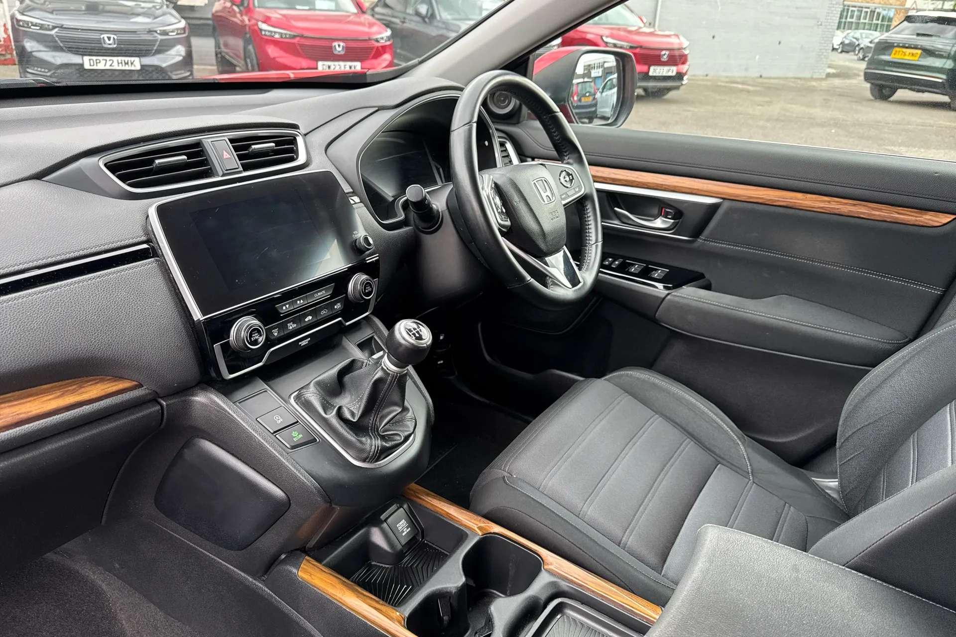A 2019 HONDA CR-V 1.5 VTEC Turbo SE 5dr 2WD A 2019 HONDA CR-V 1.5 VTEC Turbo SE 5dr 2WD