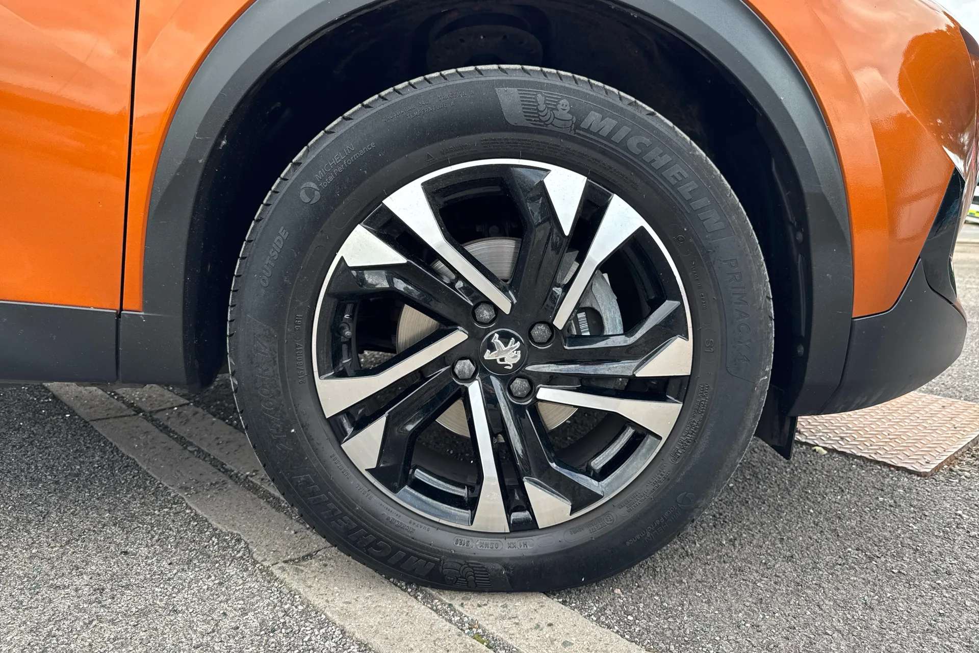 2021 PEUGEOT 2008 2021 PEUGEOT 2008