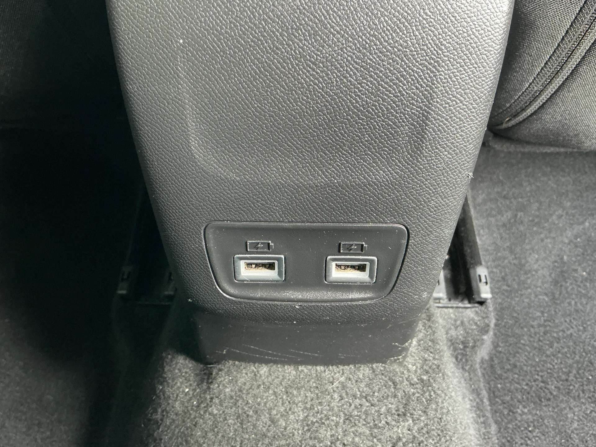 2023 PEUGEOT 2008 2023 PEUGEOT 2008