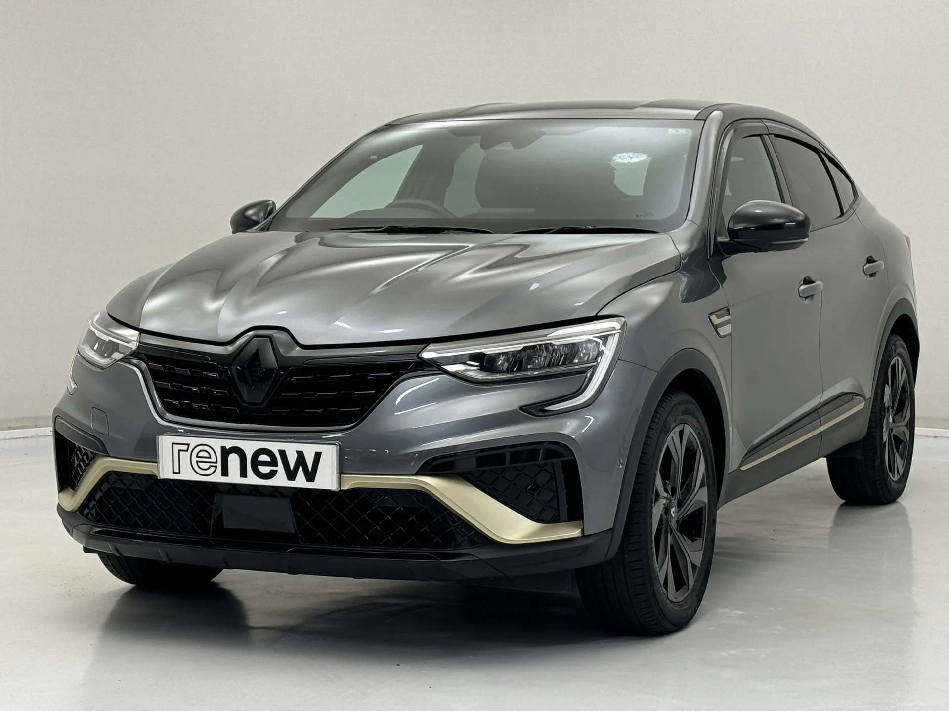 A 2023 RENAULT ARKANA 1.6 E-Tech full hybrid 145 Engineered 5dr Auto A 2023 RENAULT ARKANA 1.6 E-Tech full hybrid 145 Engineered 5dr Auto