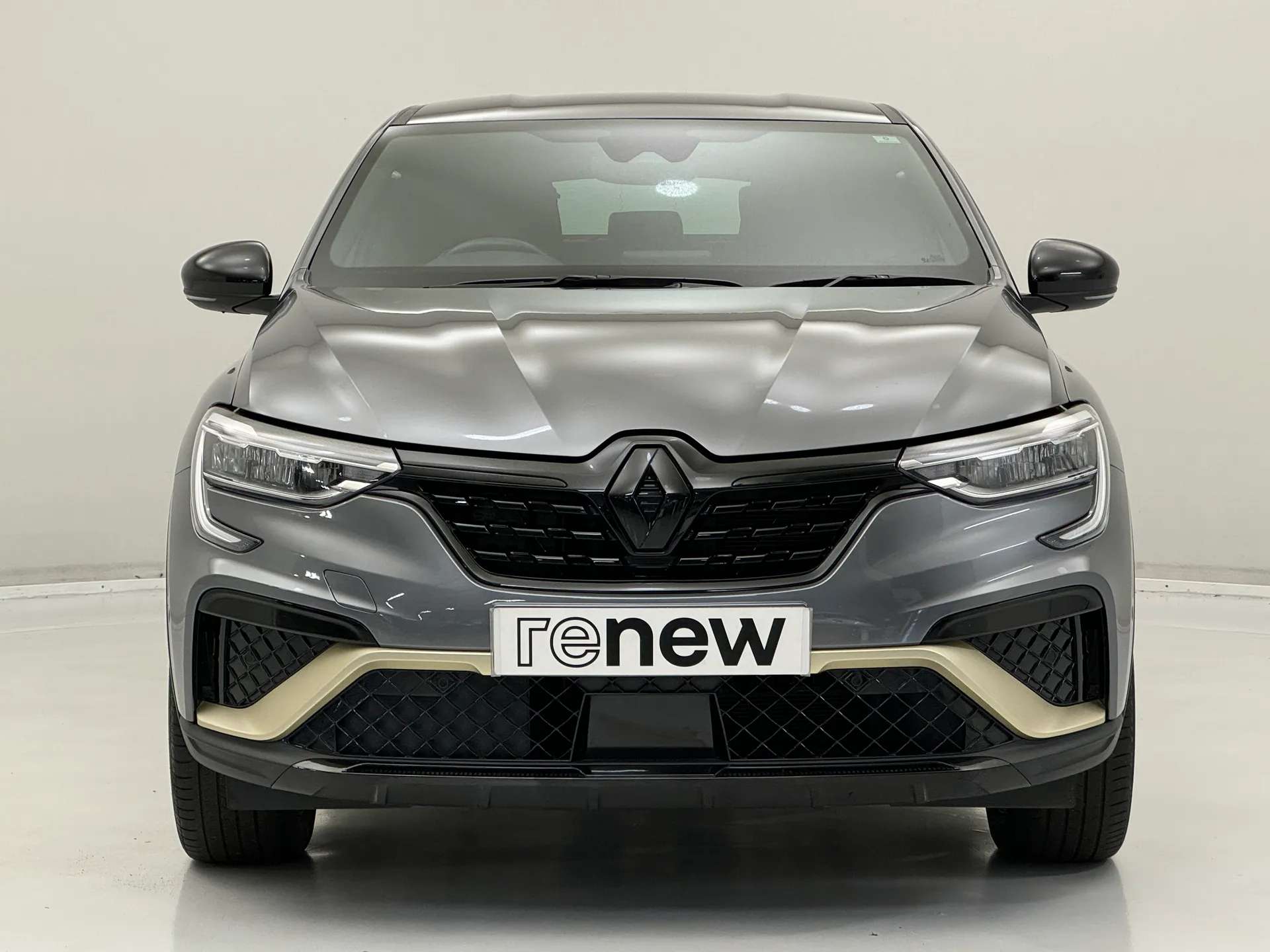 A 2023 RENAULT ARKANA 1.6 E-Tech full hybrid 145 Engineered 5dr Auto A 2023 RENAULT ARKANA 1.6 E-Tech full hybrid 145 Engineered 5dr Auto