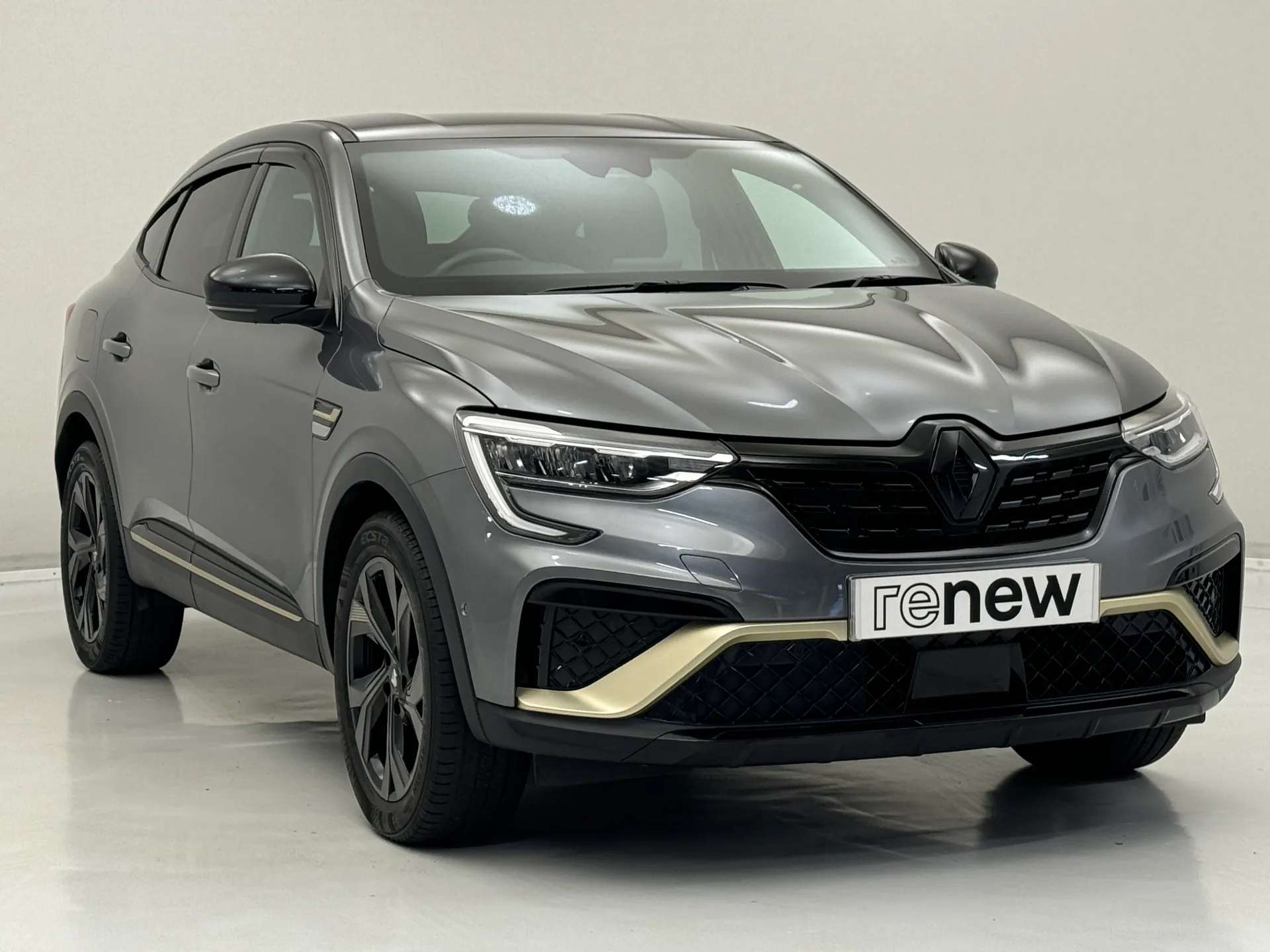 A 2023 RENAULT ARKANA 1.6 E-Tech full hybrid 145 Engineered 5dr Auto A 2023 RENAULT ARKANA 1.6 E-Tech full hybrid 145 Engineered 5dr Auto