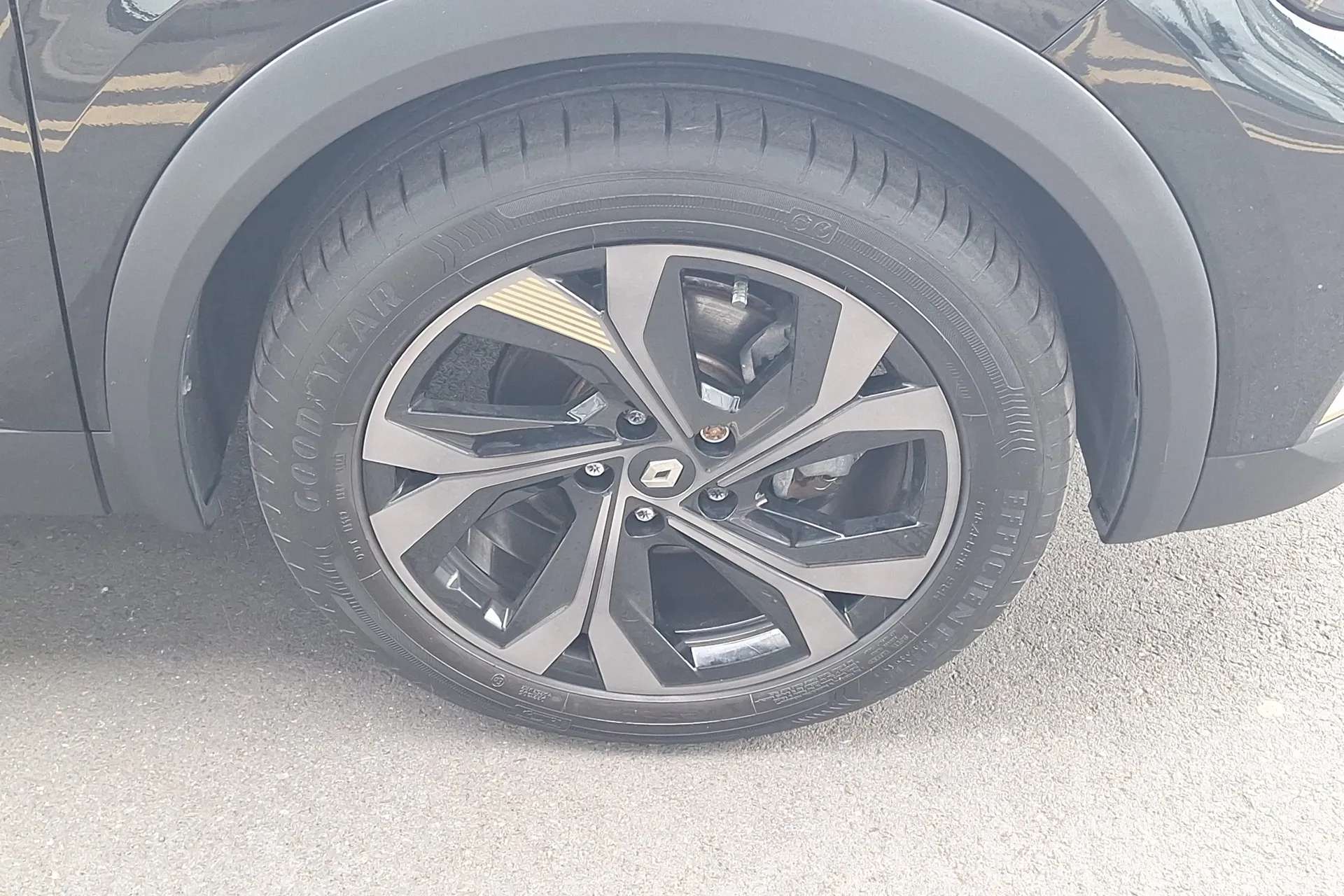 A 2023 RENAULT CAPTUR 1.6 E-Tech Plug-in hybrid 160 Engineered 5dr Auto A 2023 RENAULT CAPTUR 1.6 E-Tech Plug-in hybrid 160 Engineered 5dr Auto