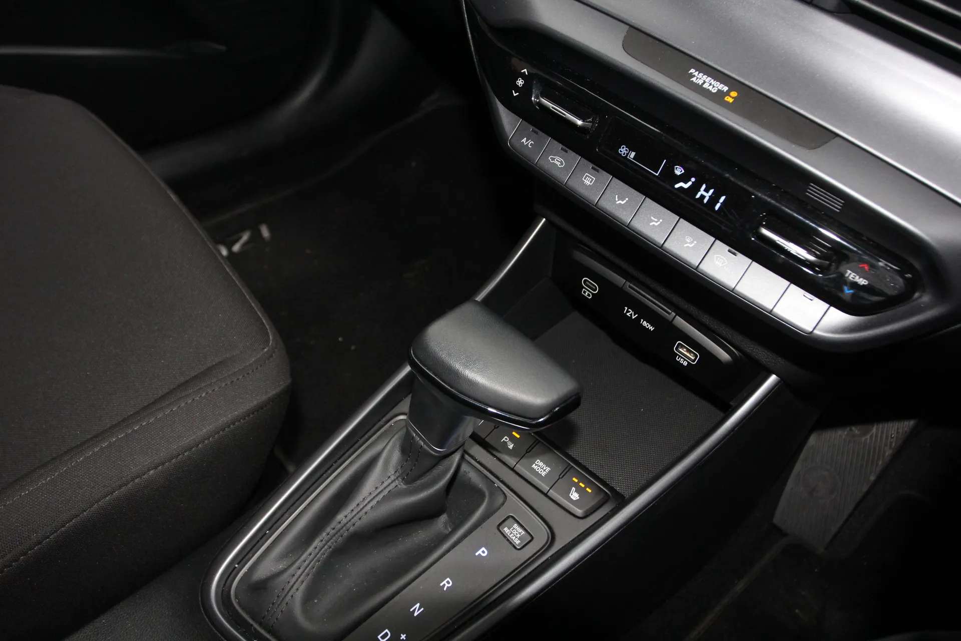 2024 HYUNDAI I20 2024 HYUNDAI I20