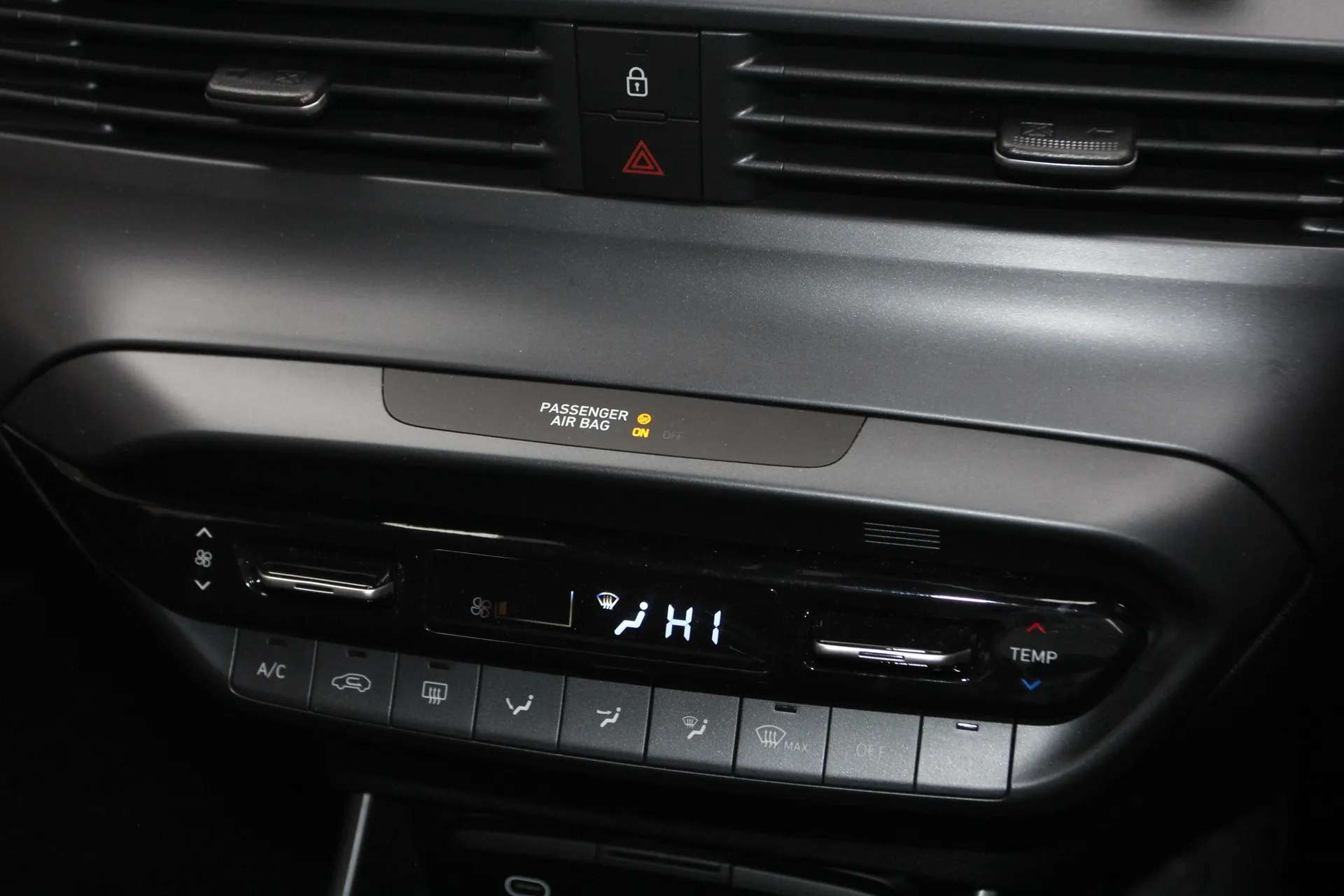 2024 HYUNDAI I20 2024 HYUNDAI I20