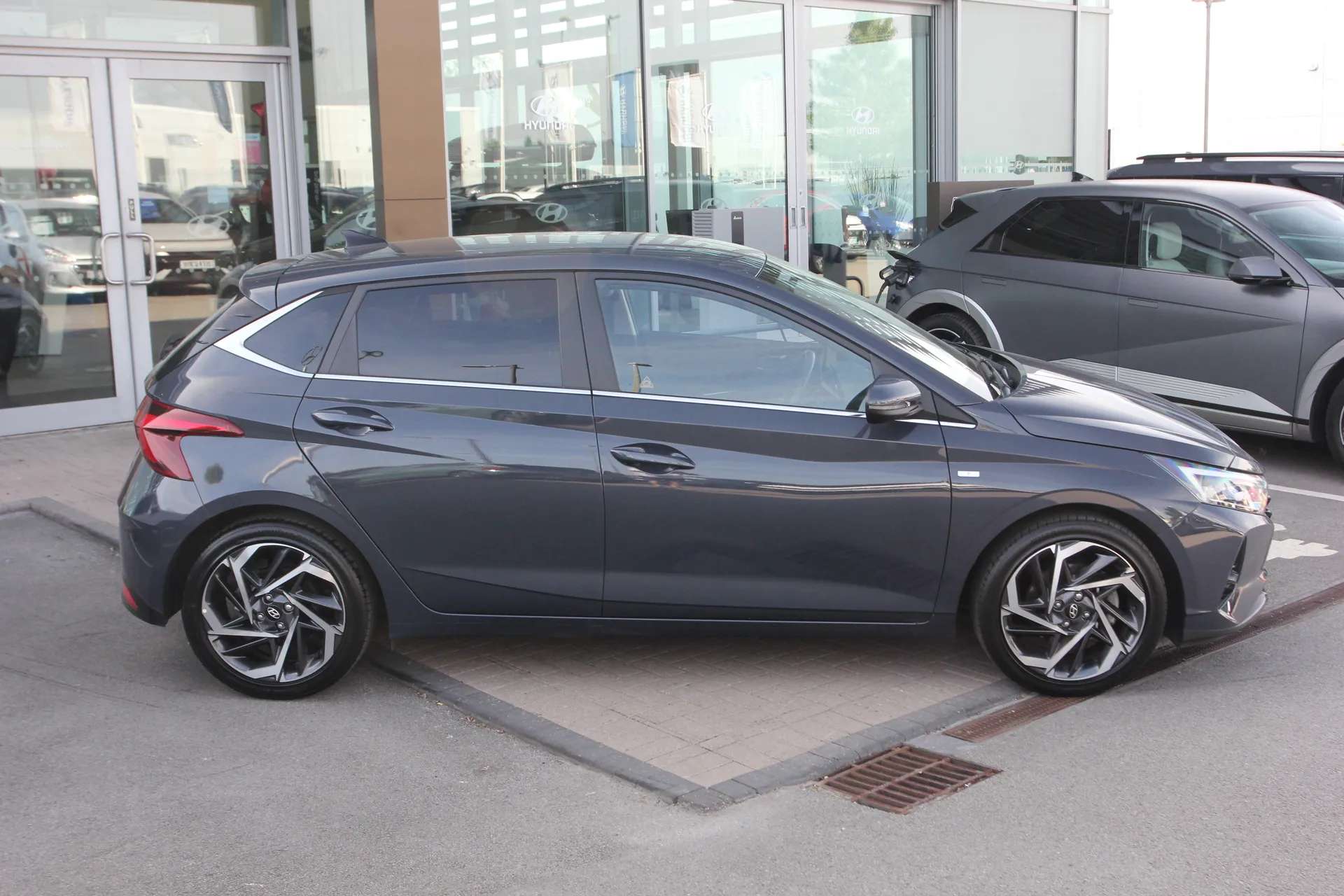 A 2023 HYUNDAI I20 1.0T GDi 48V MHD Premium 5dr DCT A 2023 HYUNDAI I20 1.0T GDi 48V MHD Premium 5dr DCT
