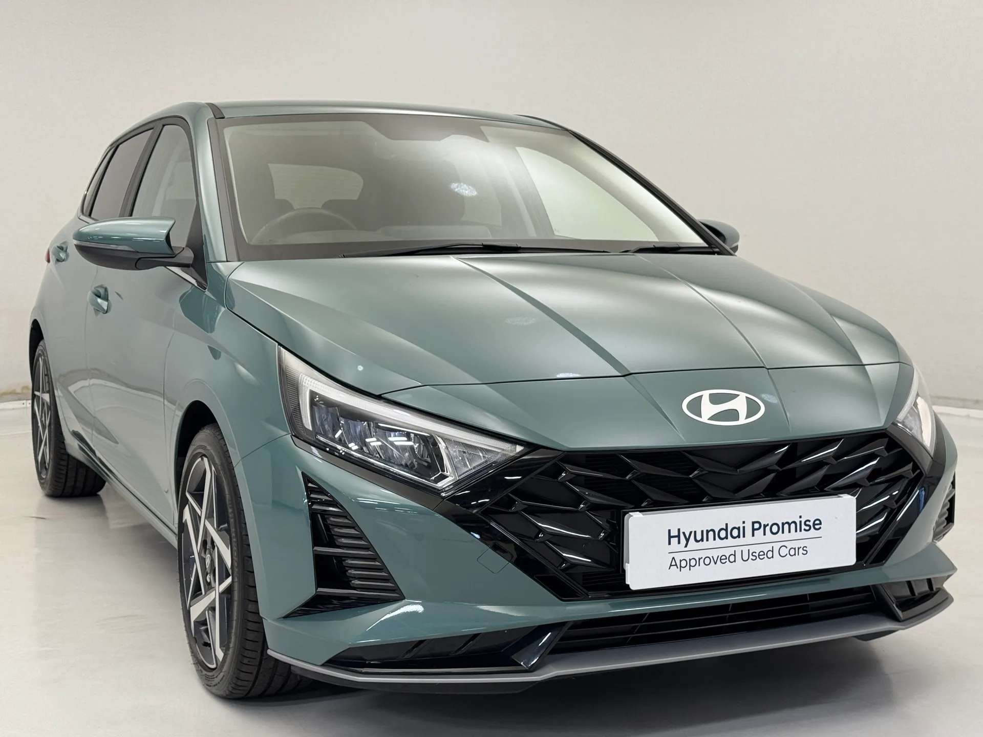 A 2024 HYUNDAI I20 1.0T GDi Premium 5dr DCT A 2024 HYUNDAI I20 1.0T GDi Premium 5dr DCT